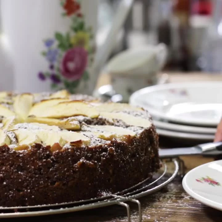 Apfel-Mohntorte