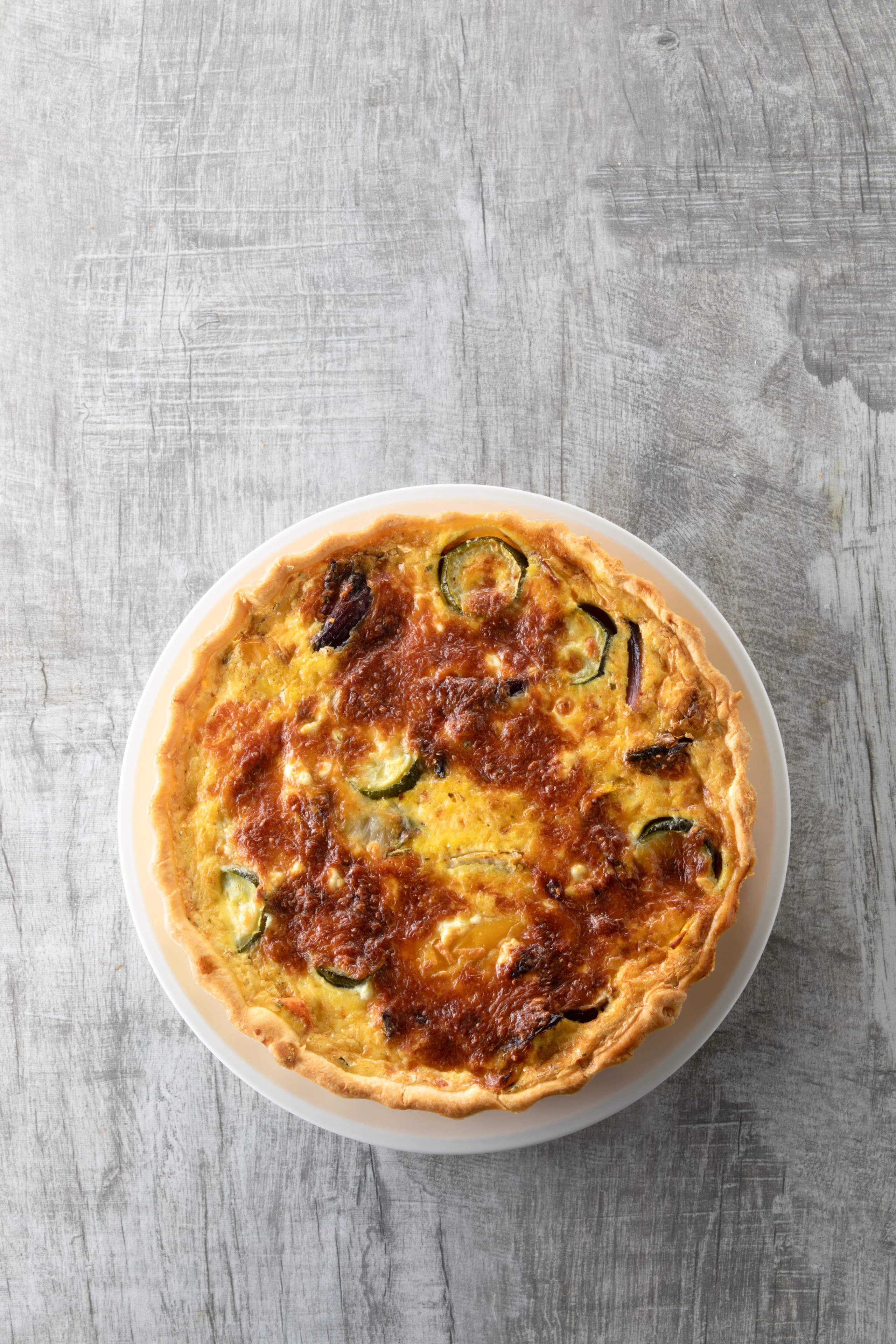 Gemüsequiche mit Ziegenkäse