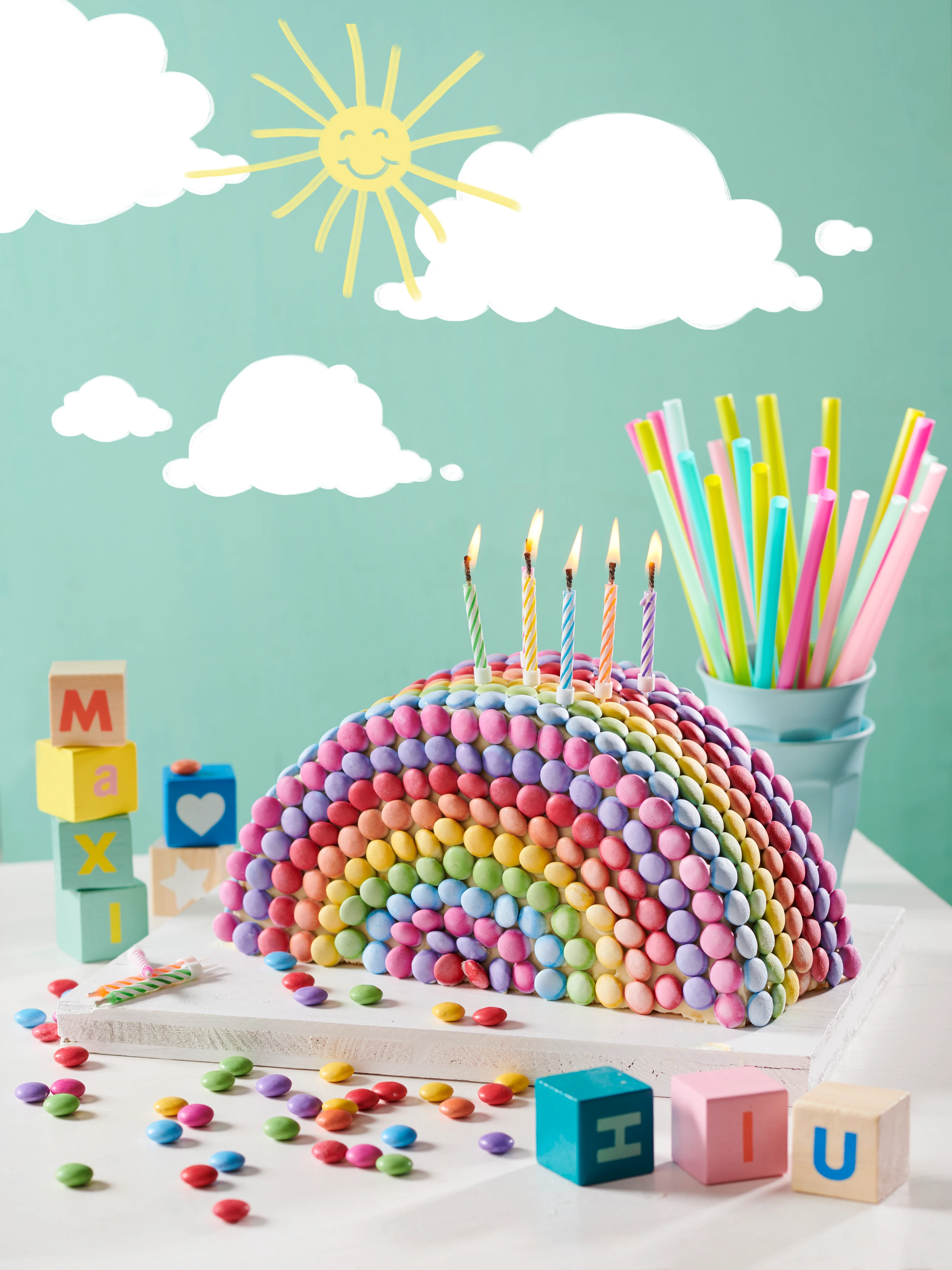 Zitronige Regenbogentorte