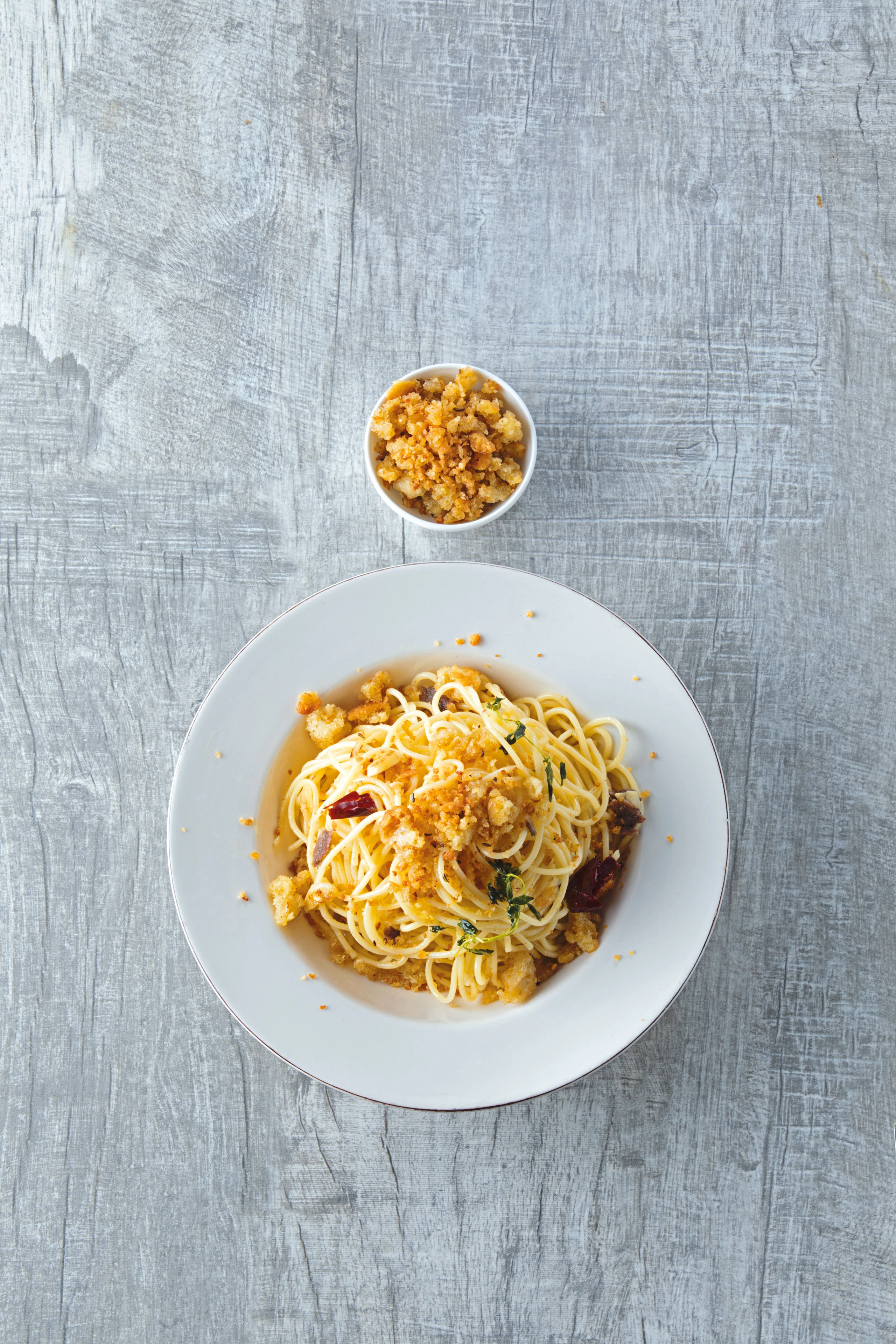 Spaghetti con Pangrattato