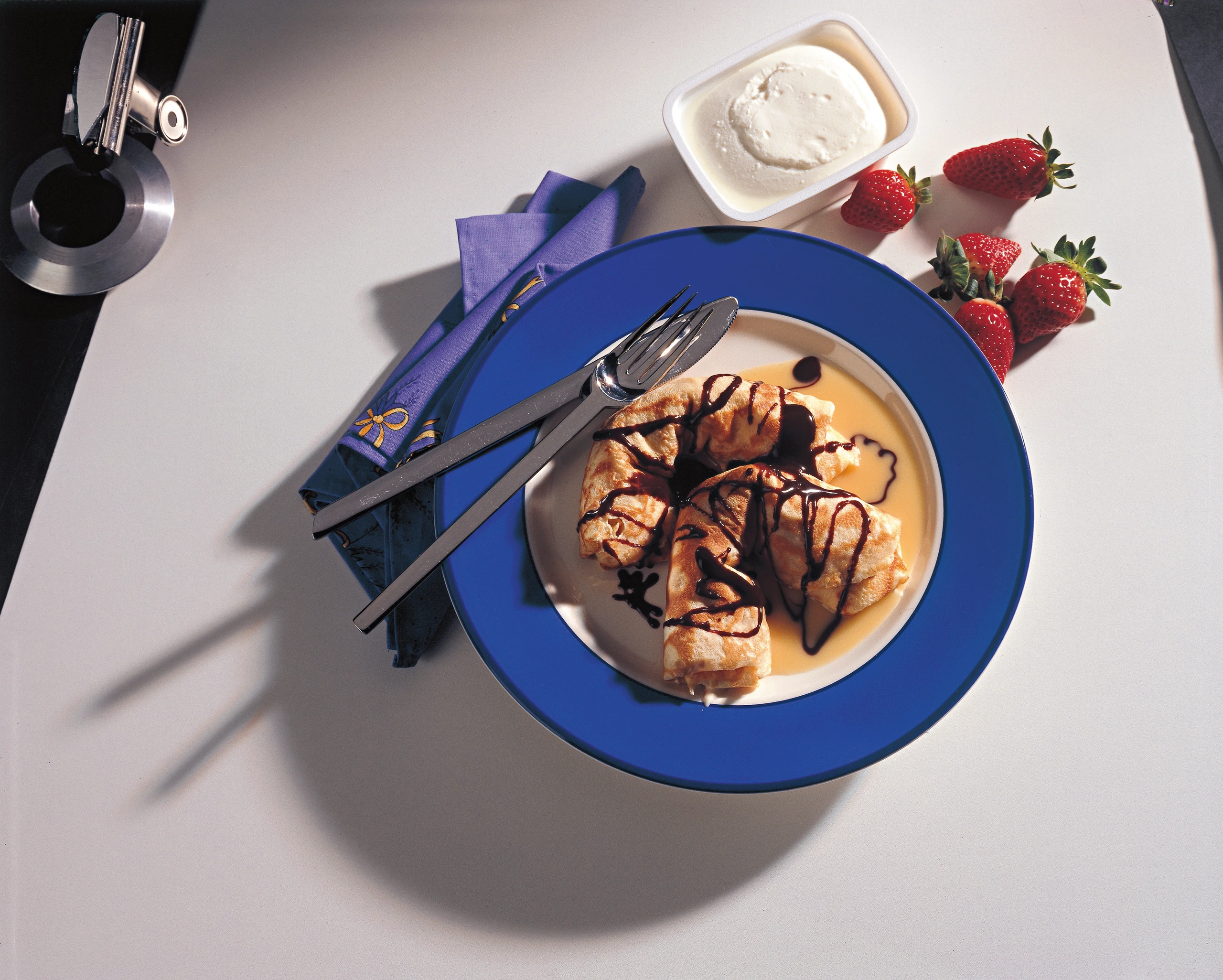 Palatschinken mit Erdbeer-Topfenfülle