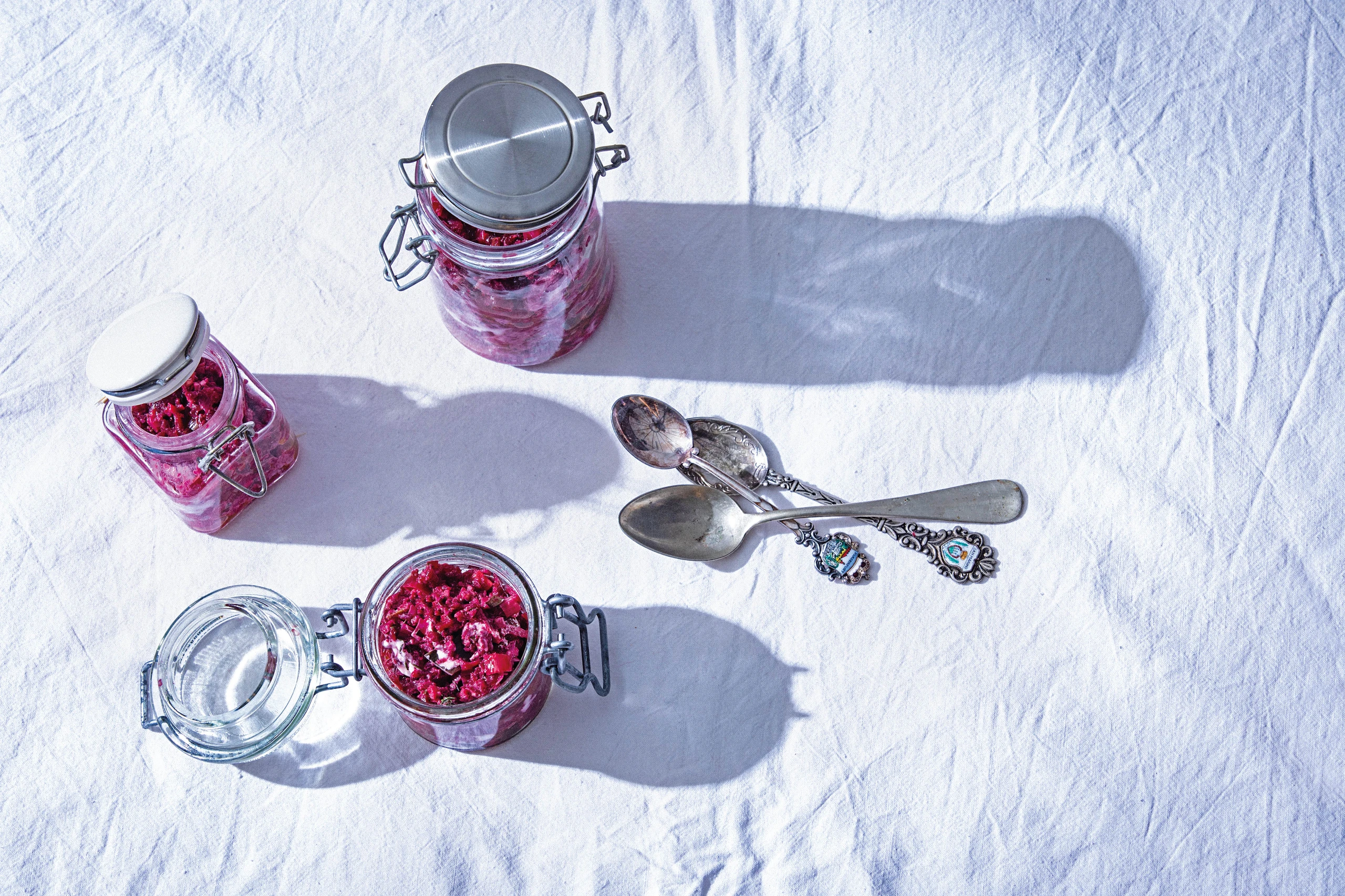 Rote-Rüben-Pesto mit Walnüssen