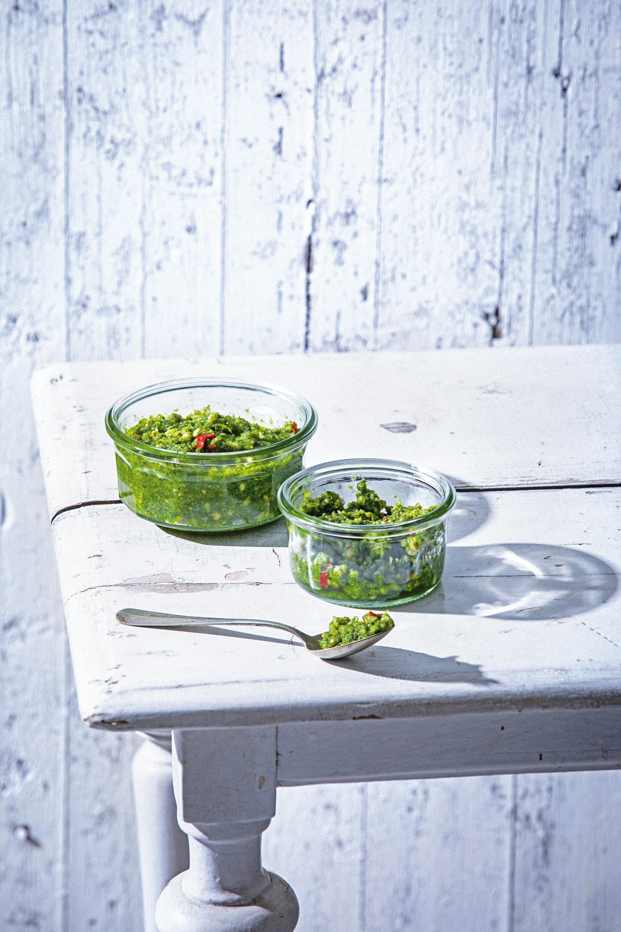 Thai-Pesto mit Koriander und Limetten