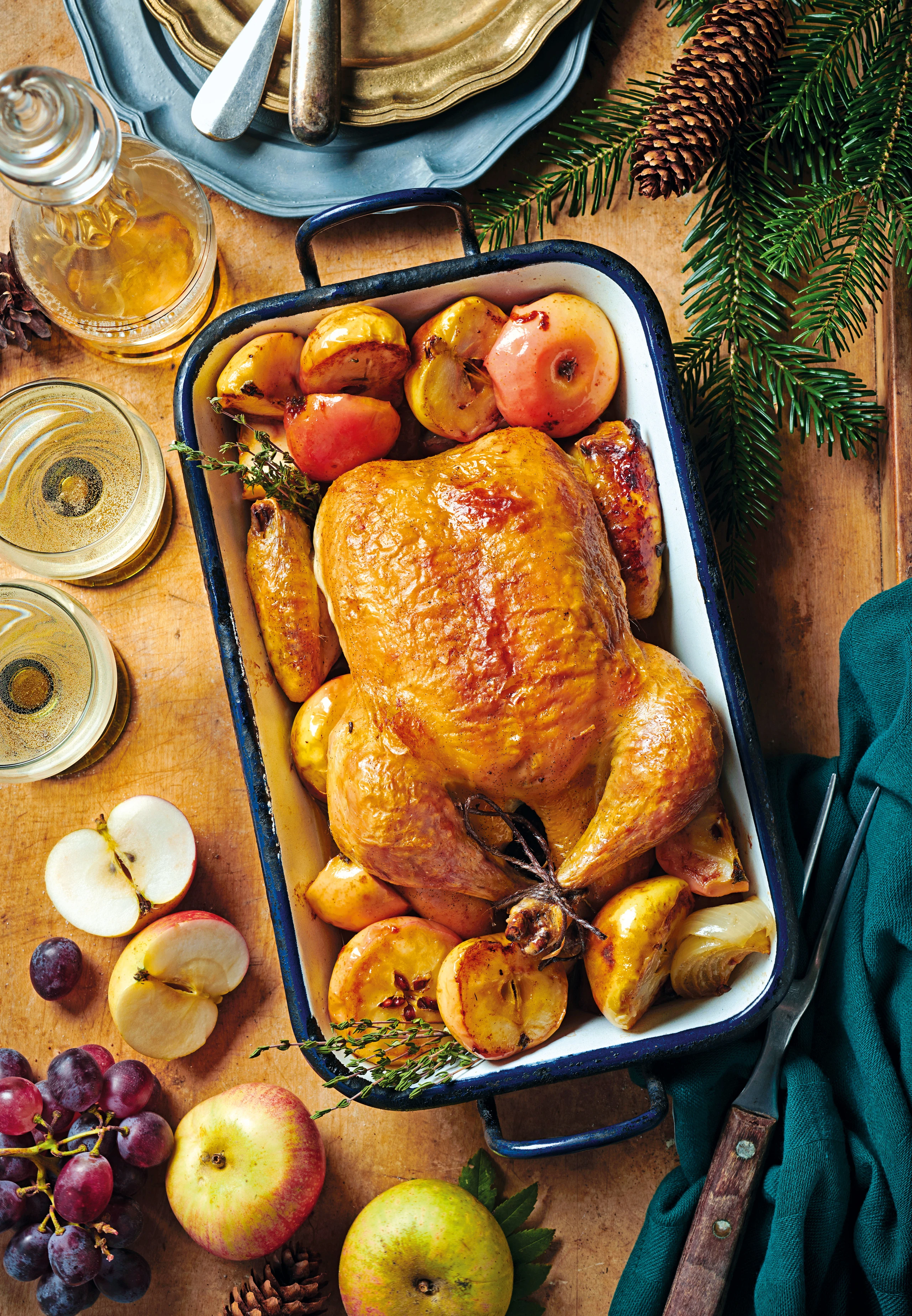 Brathendl mit brauner Vanillebutter und Äpfeln