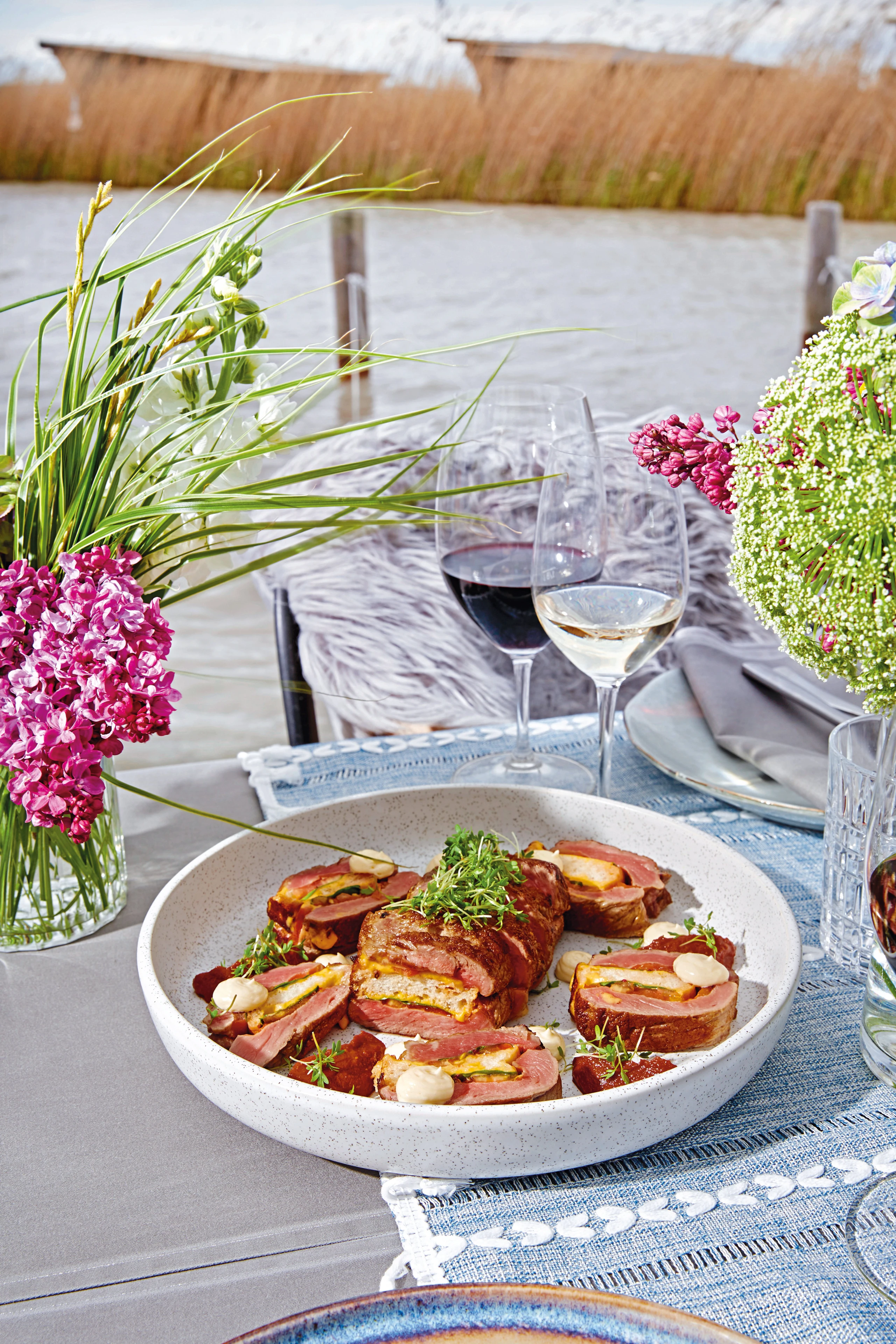 Steak-Sandwich "Inside out" vom Grill mit Aioli