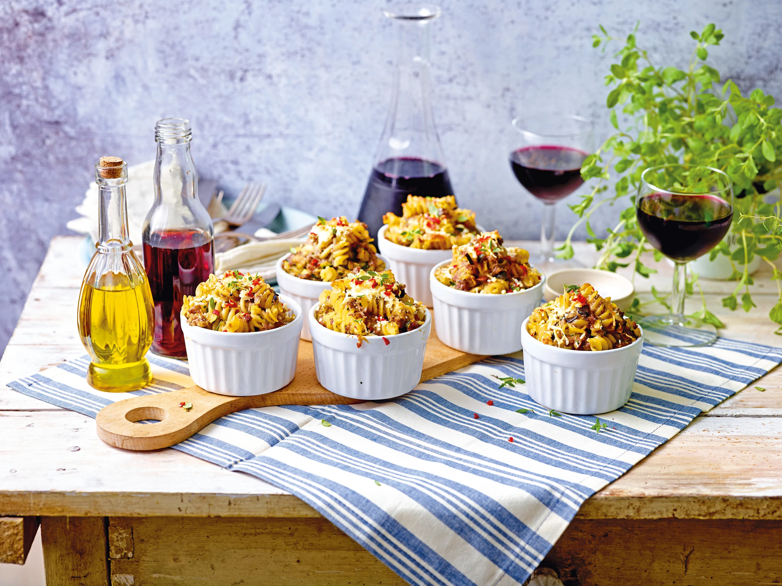 Fusilliauflauf mit Lammfaschiertem, Gemüse und Feta