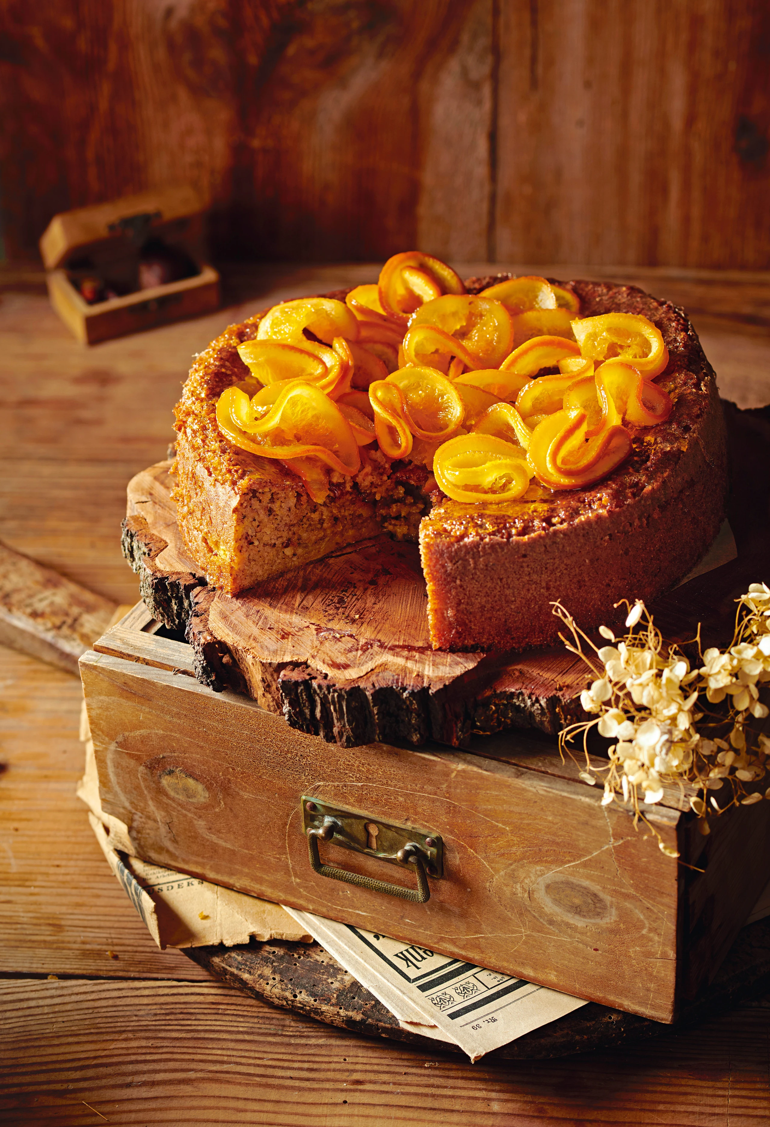 Saftiger Orangen-Haselnusskuchen