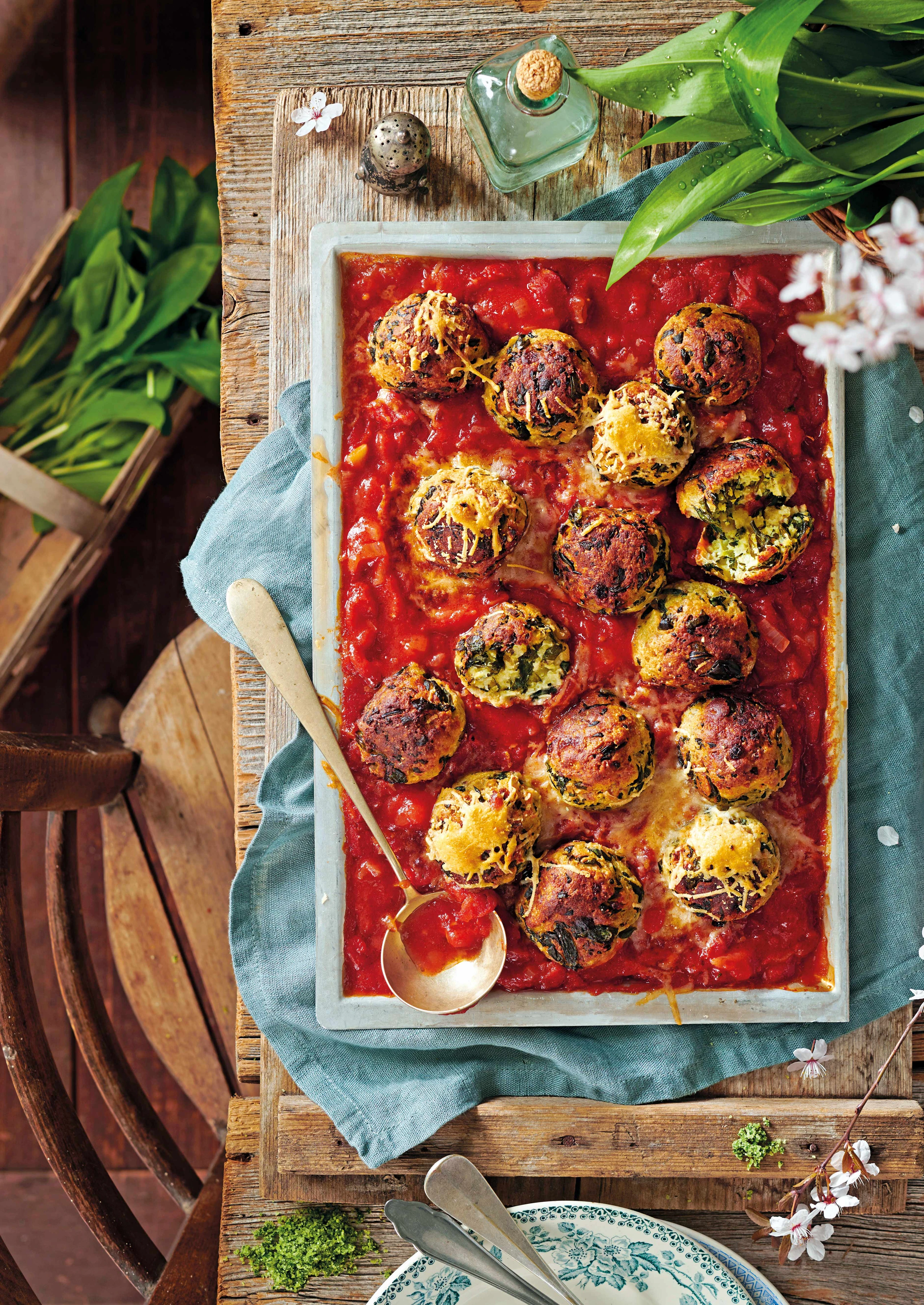 Bärlauch-Malfatti in Paradeissauce