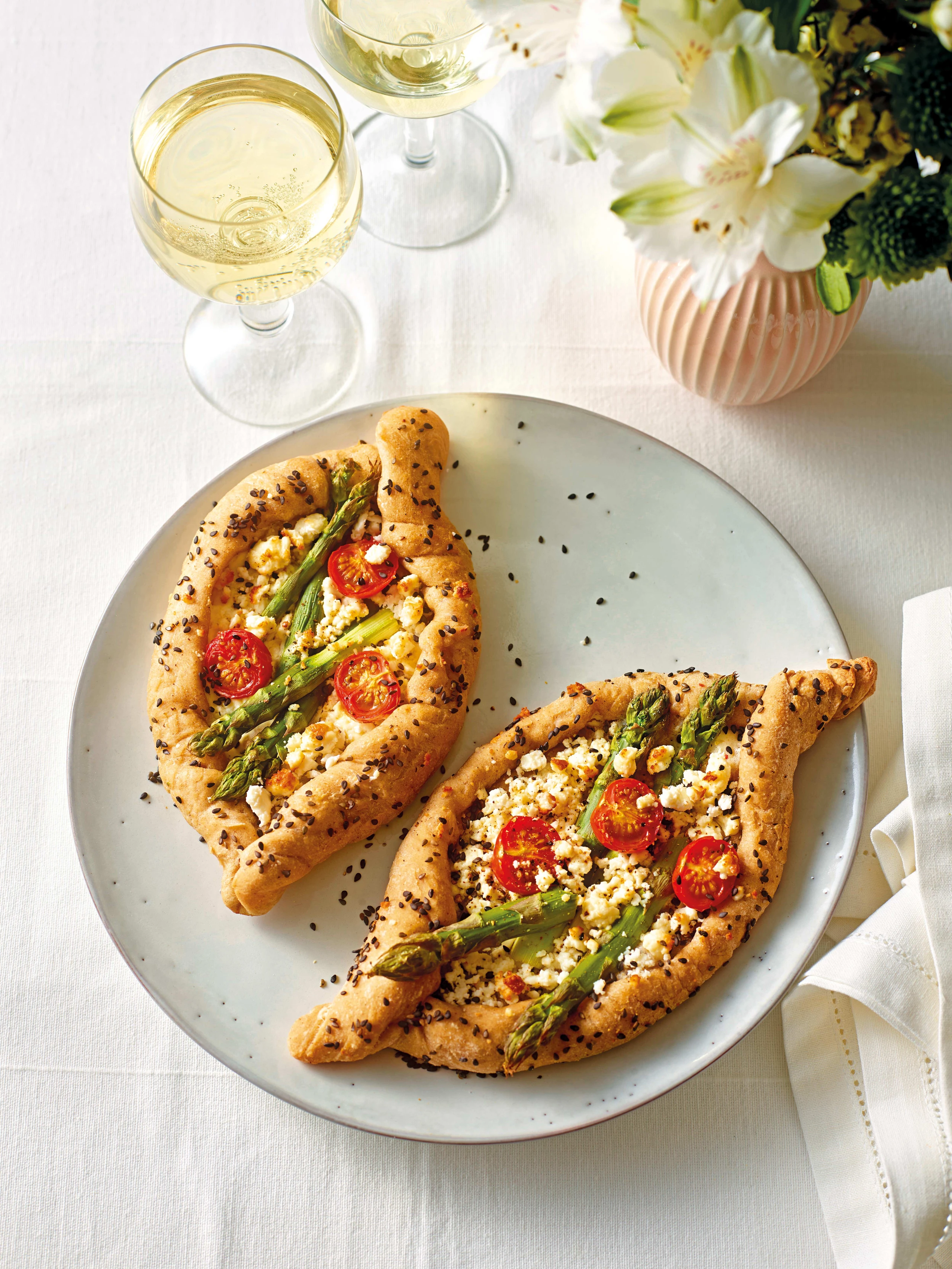 Spargel-Pide