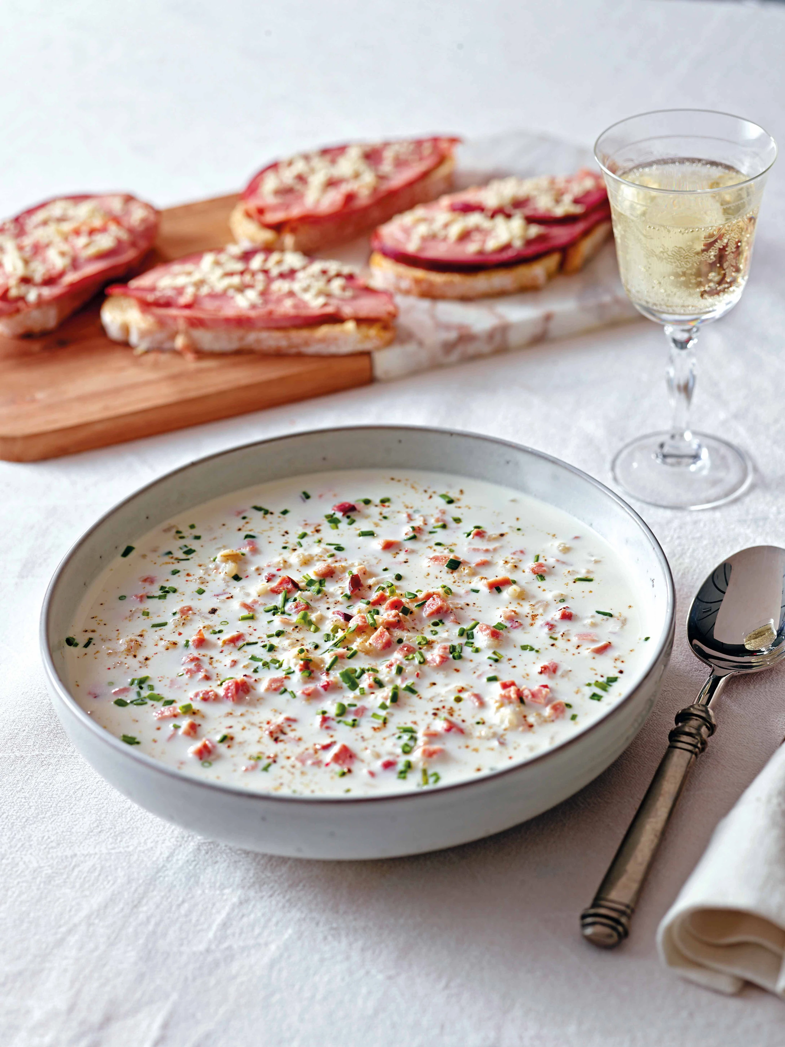 Geselchte Rahmsuppe