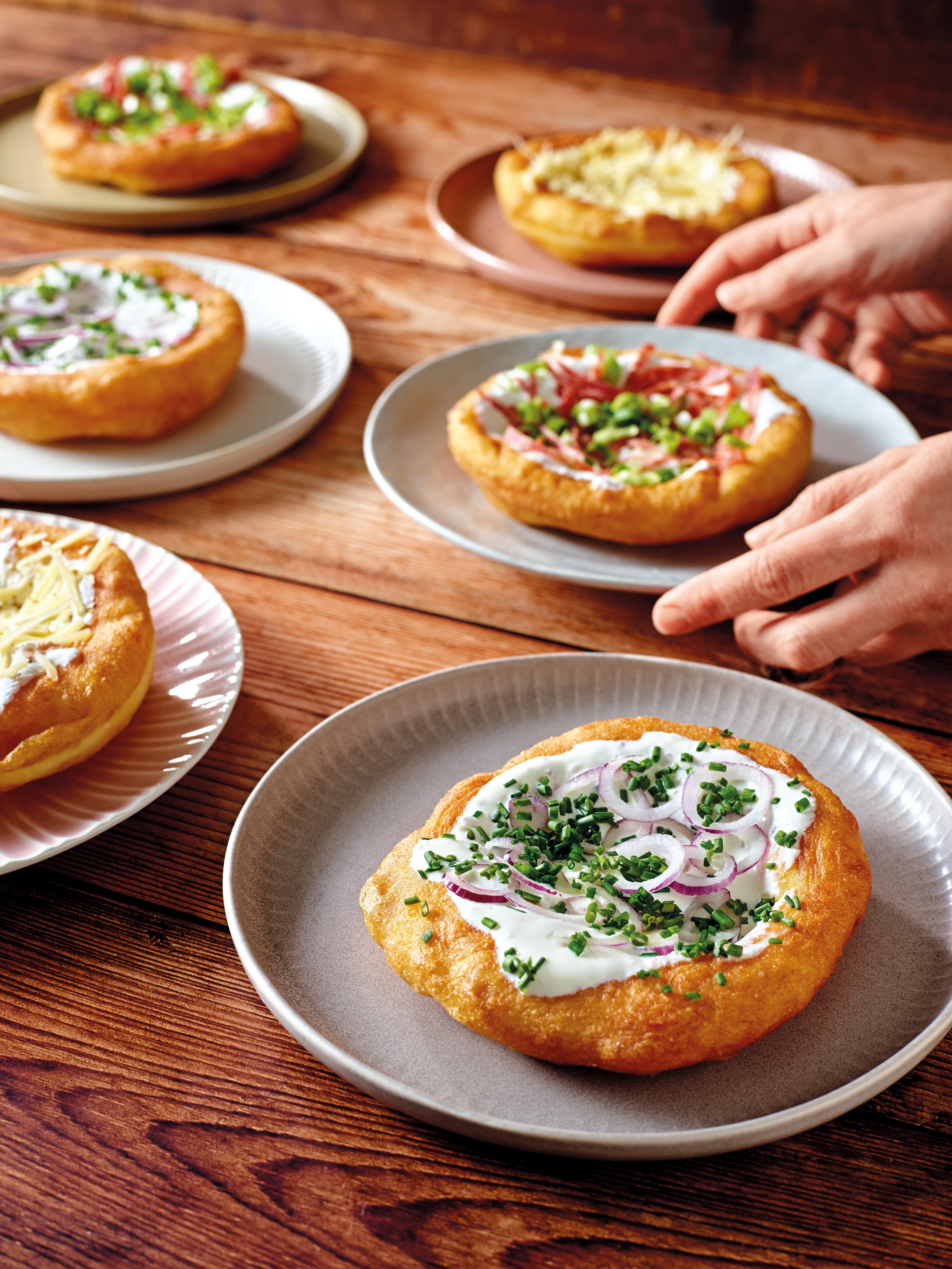 Lángos aus Erdäpfelteig