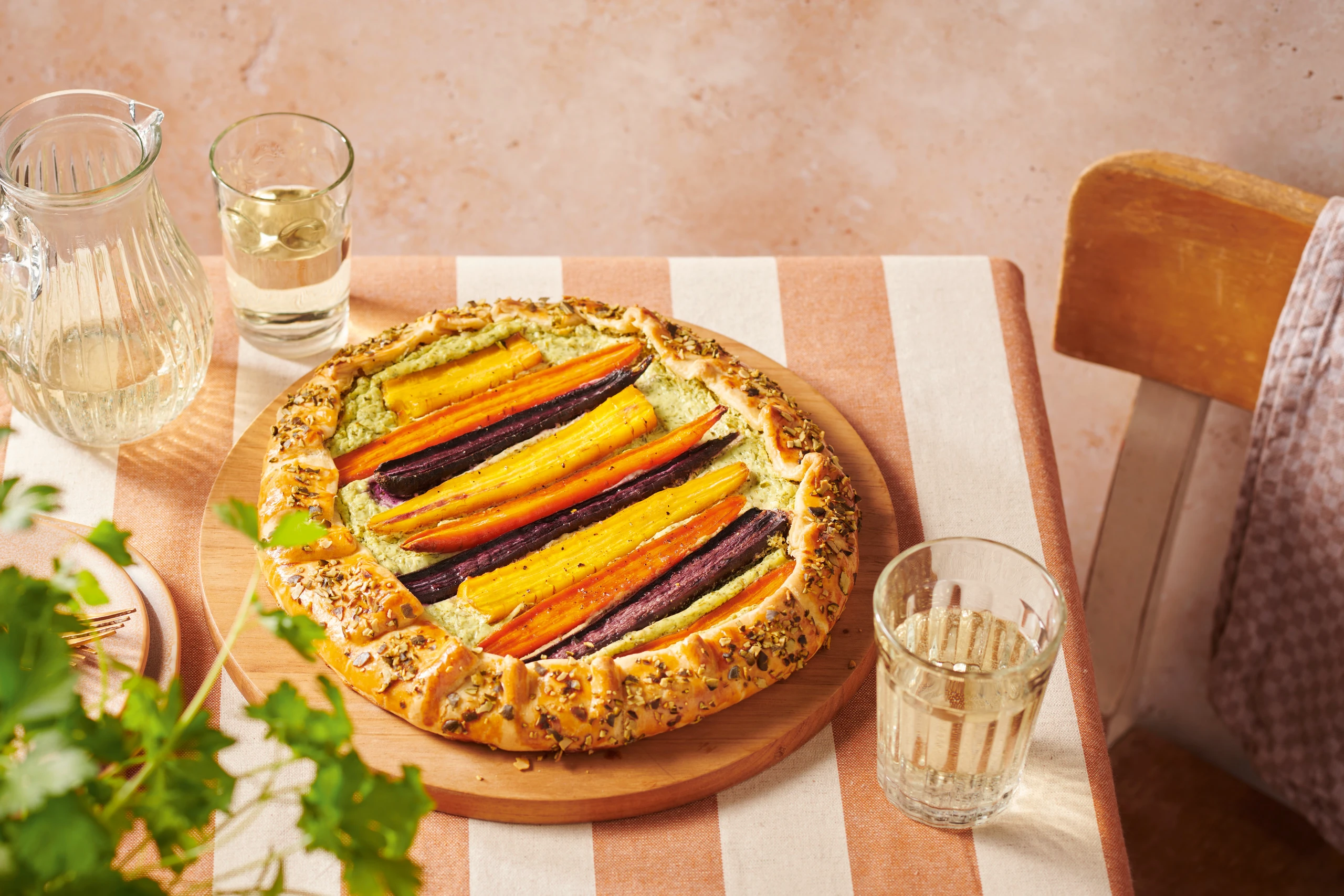 Galette mit bunten Karotten und Kräuter-Ricotta