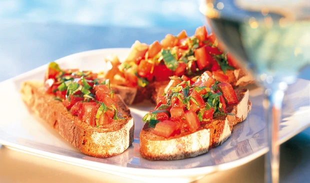 Bruschetta mit Paradeisertatar