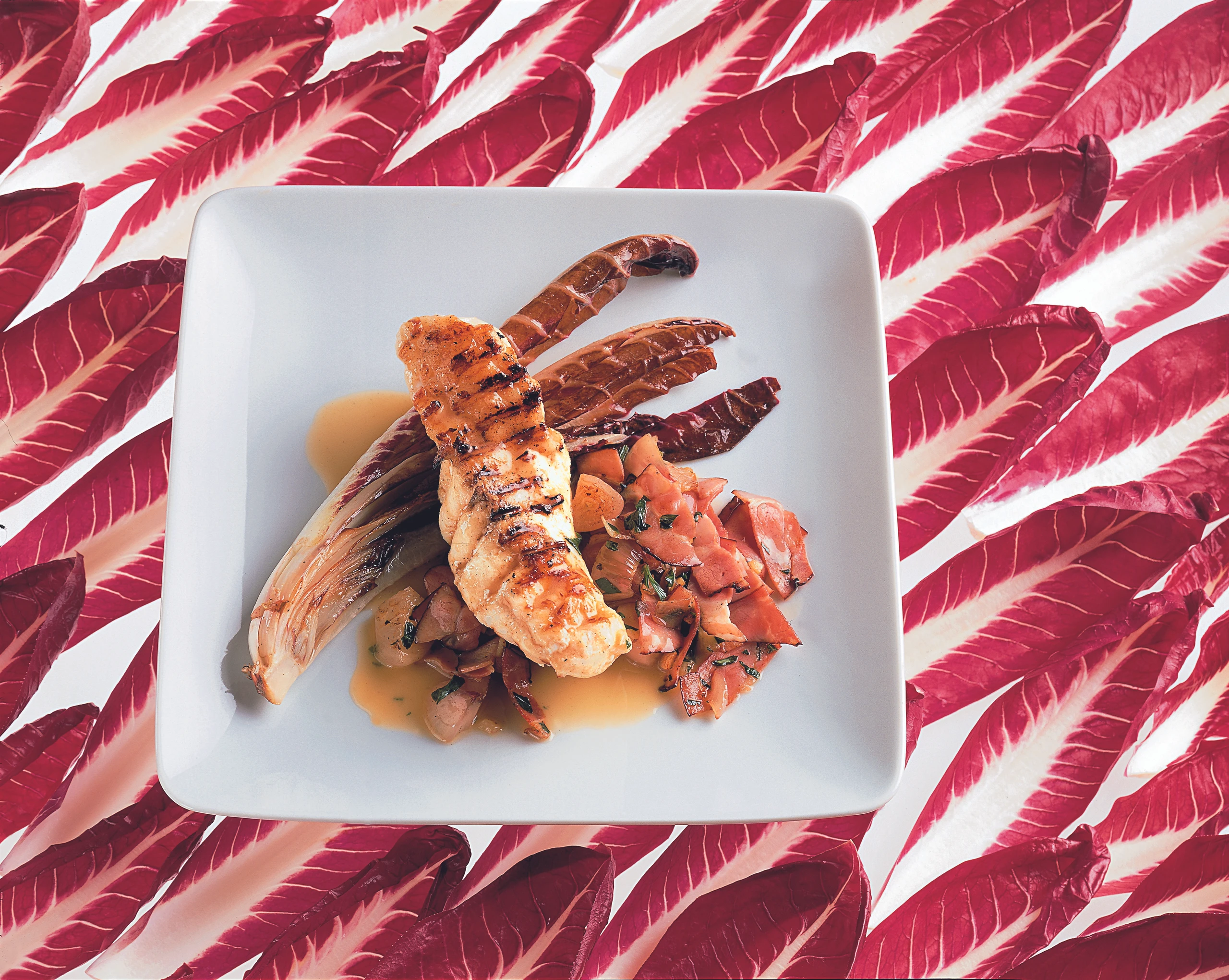 Gebratenes Anglerfilet auf Radicchio