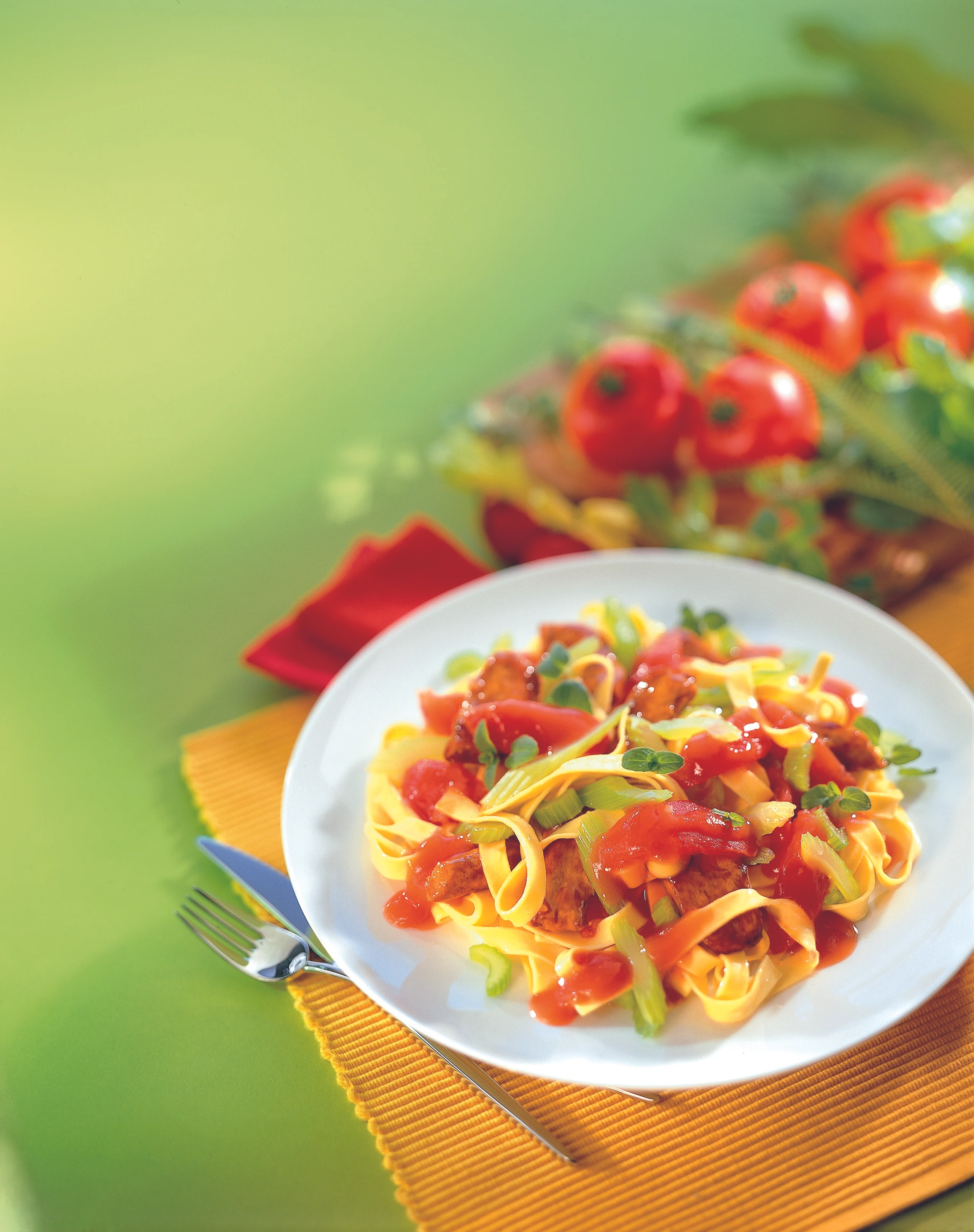 Tagliatelle mit Gemüse und Hühnerfilet