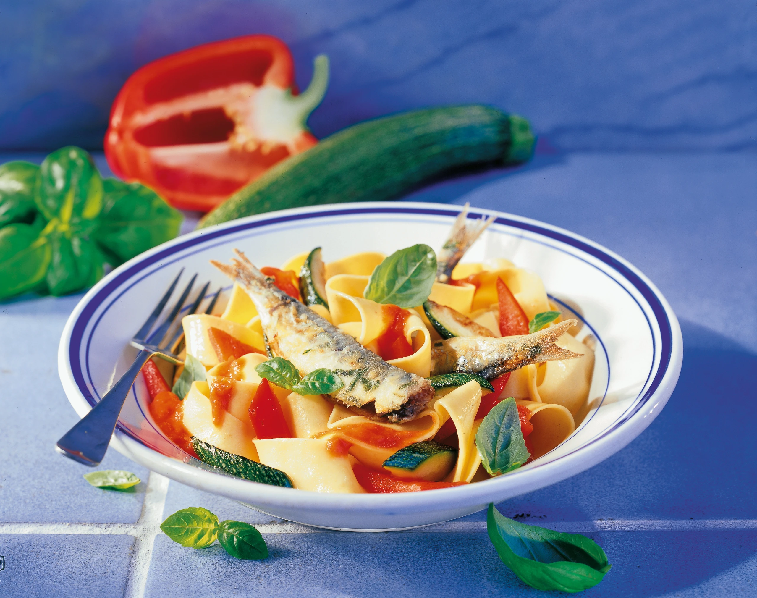 Pappardelle mit Sardellen und Zucchini