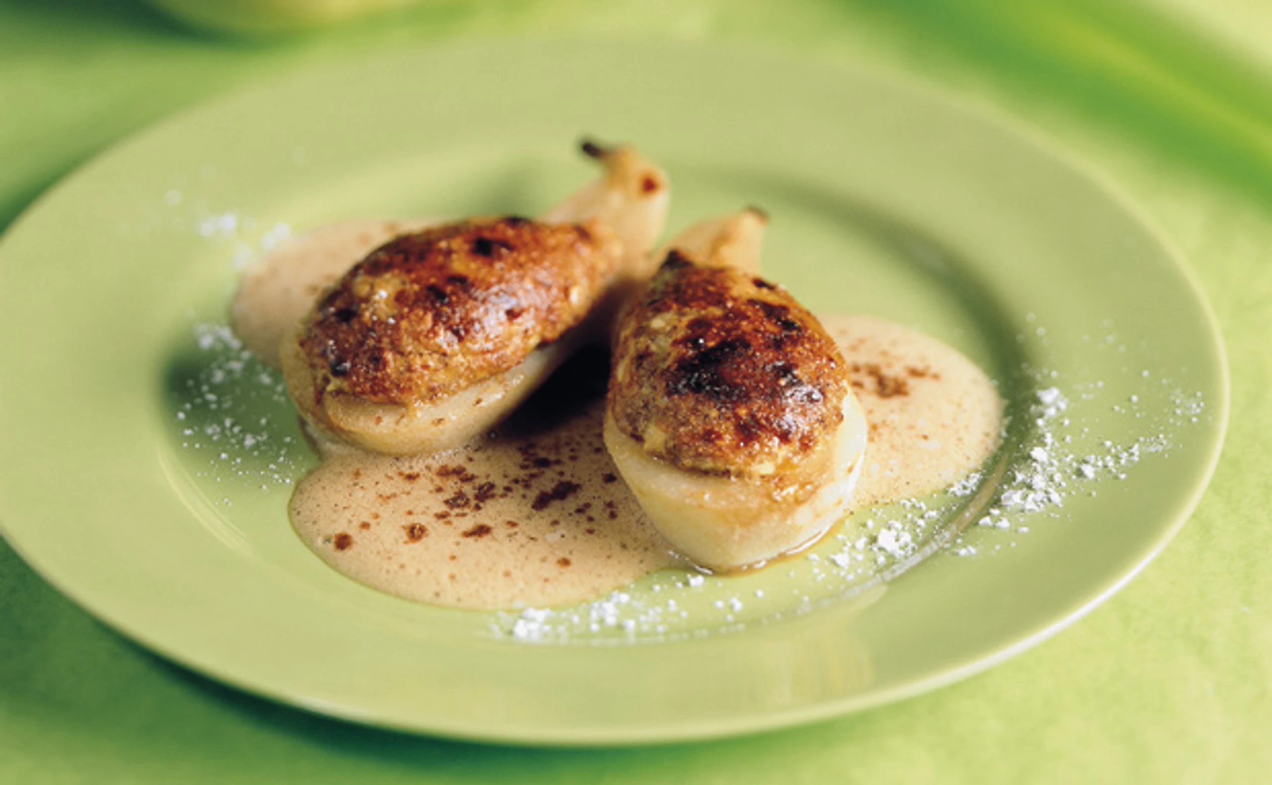 Birnen-Schnecken mit Lebkuchen-Sabayon