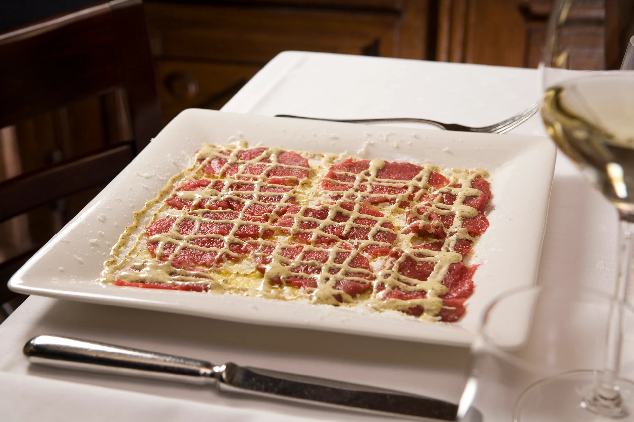 Marinierte Rindsfiletspitzen mit Senfsauce