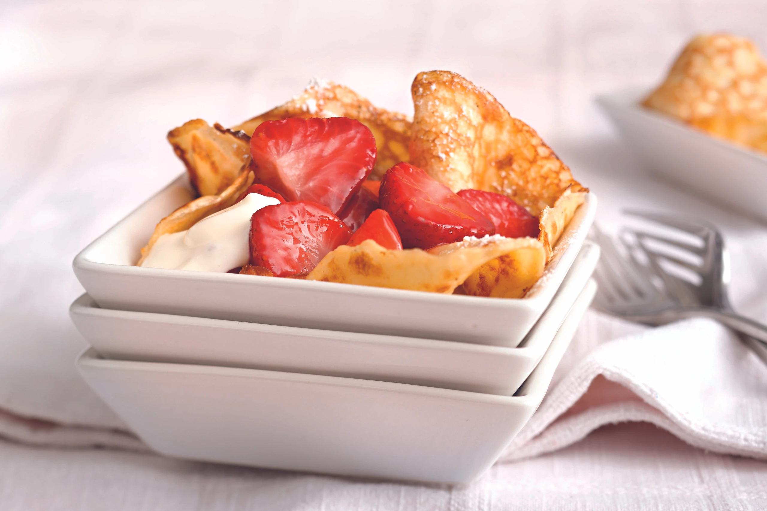 Palatschinken mit Erdbeeren