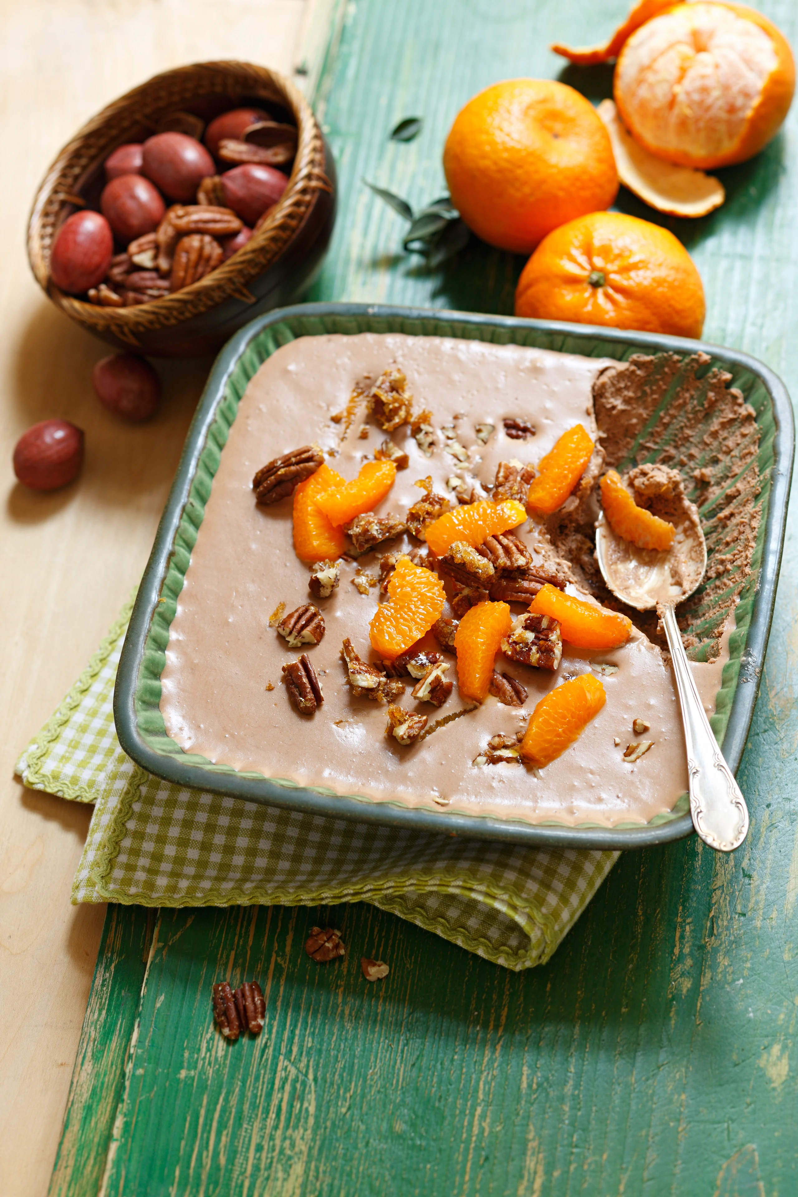 Nougatcreme mit Pecannüssen und Mandarinen