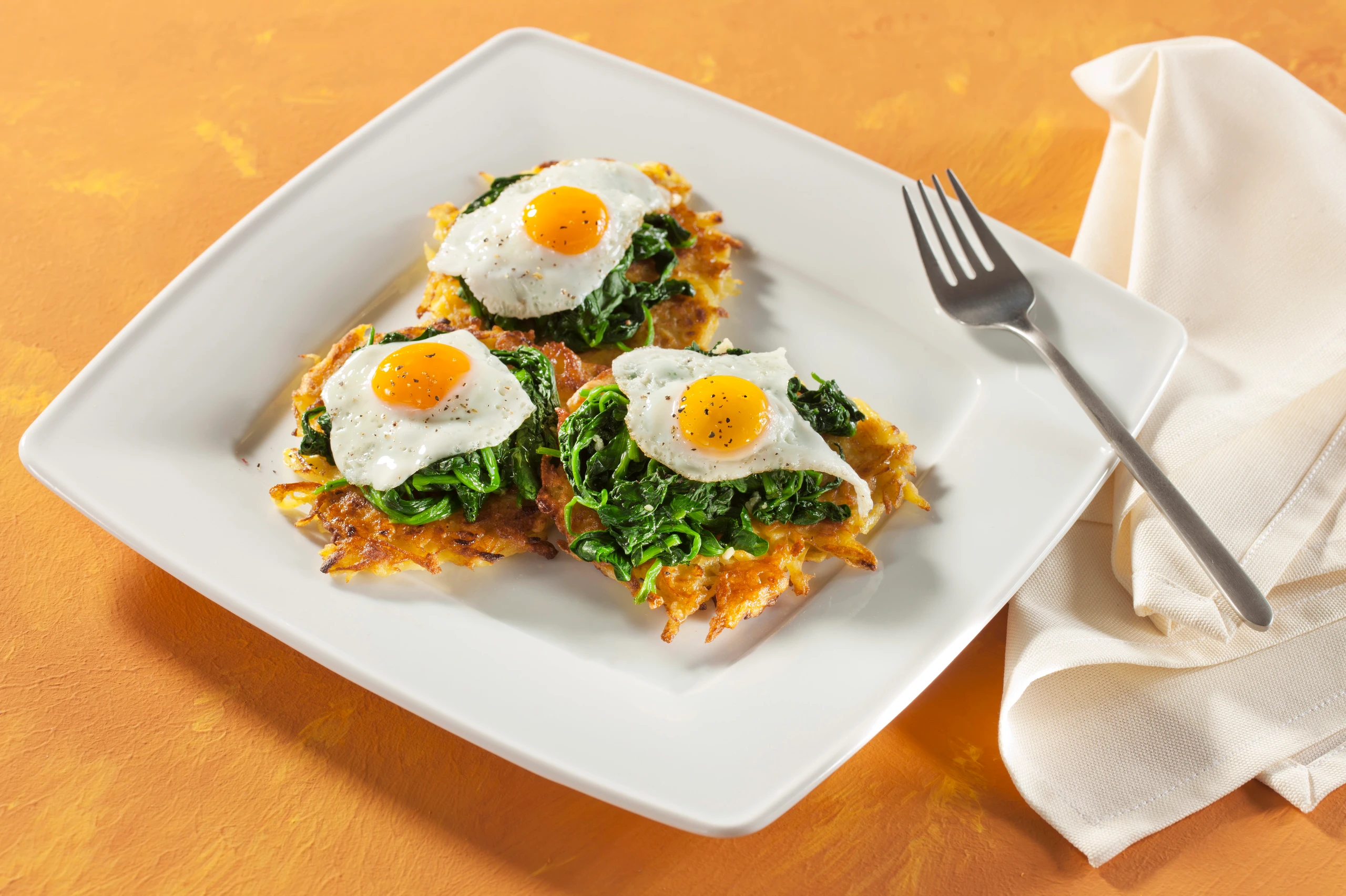 Erdäpfelrösti mit Spinat und Ei