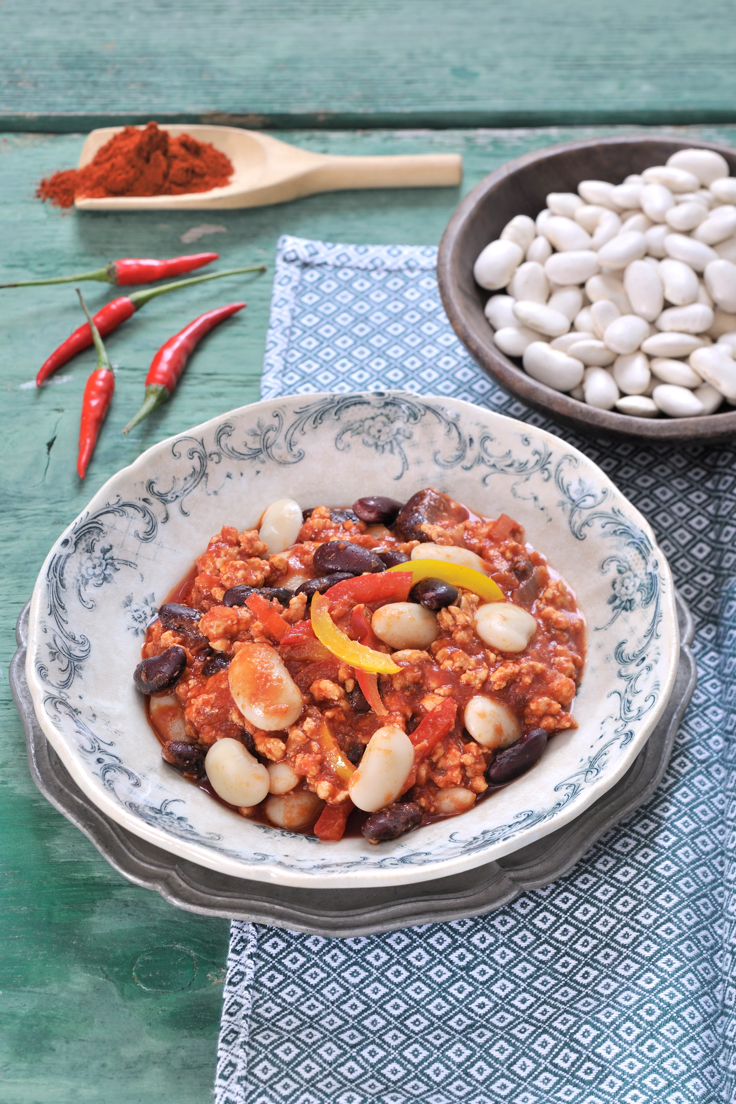 Chili mit Puten-Faschiertem und Bohnen