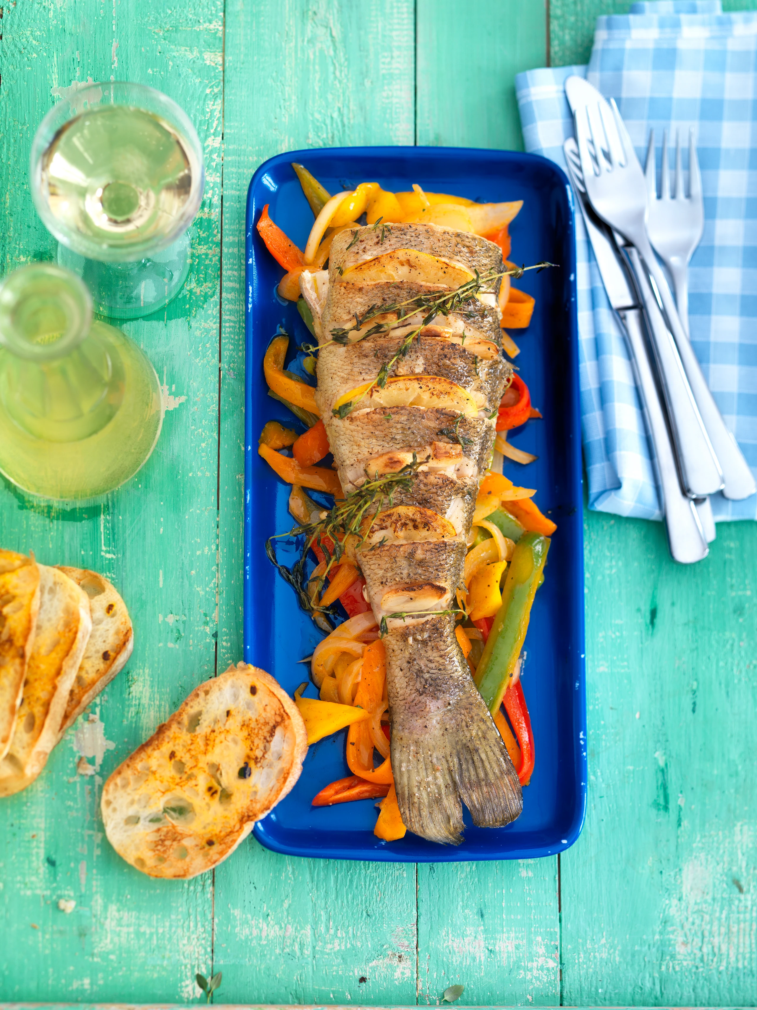 Gespickter Zander auf Paprikagemüse