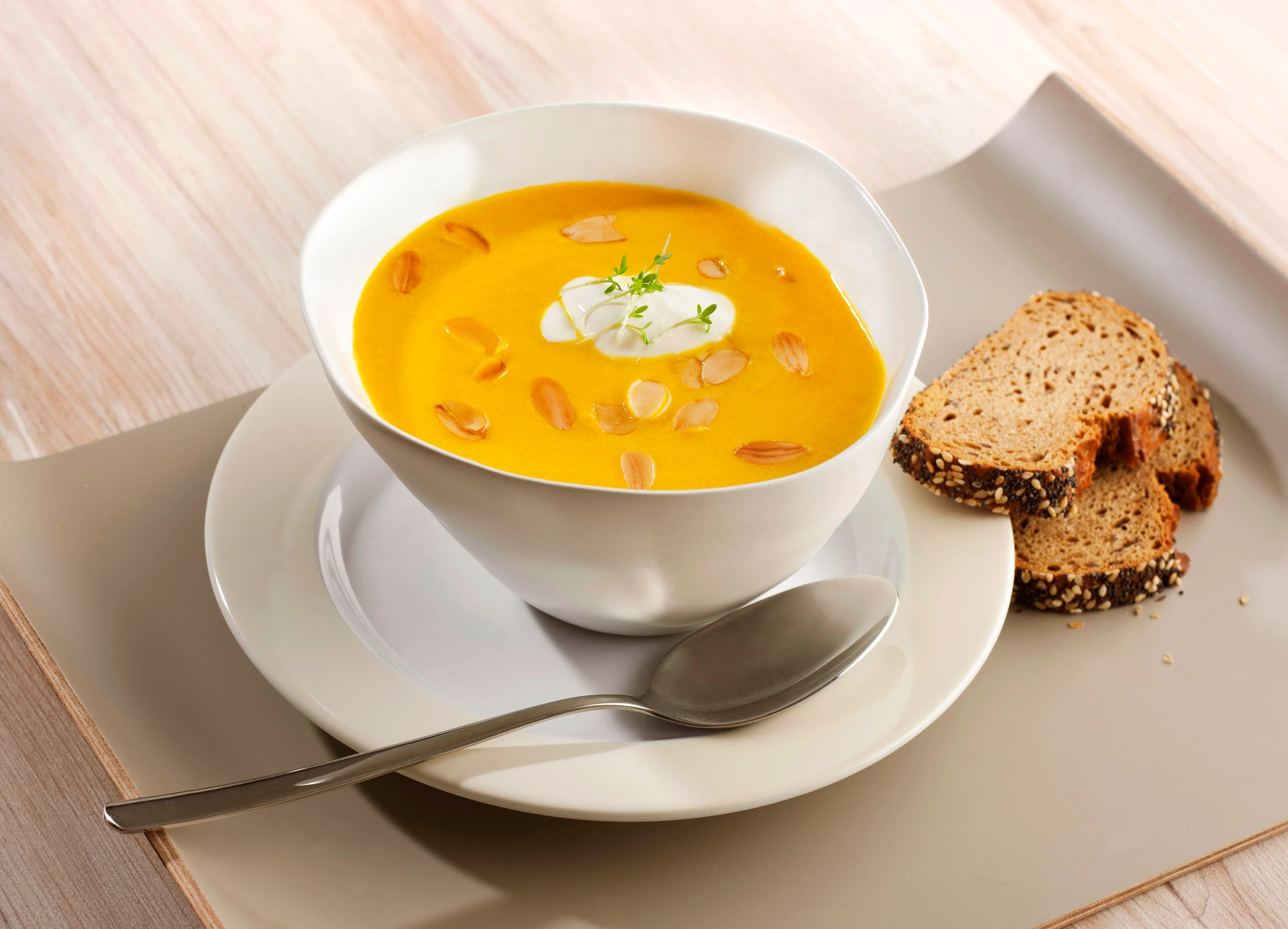 Karottensuppe, immer wieder anders