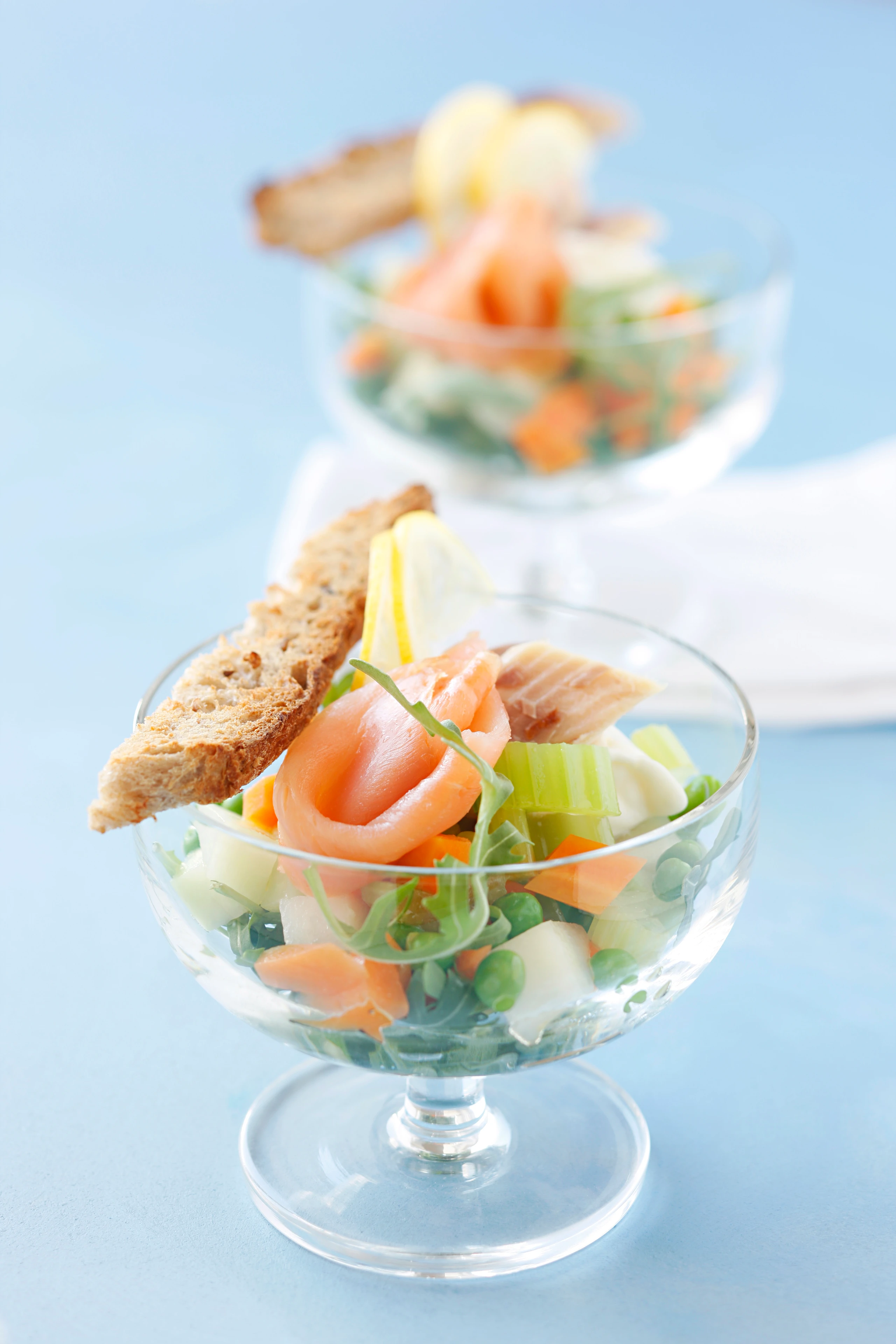 Französischer Salat mit Räucherfisch