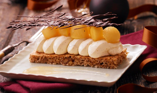 Quitten-Nussschnitte