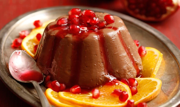 Schokopudding mit Granatapfel