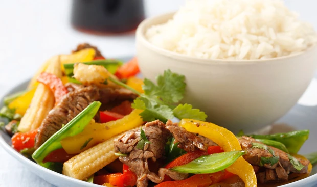 Wokgemüse mit Filetstreifen