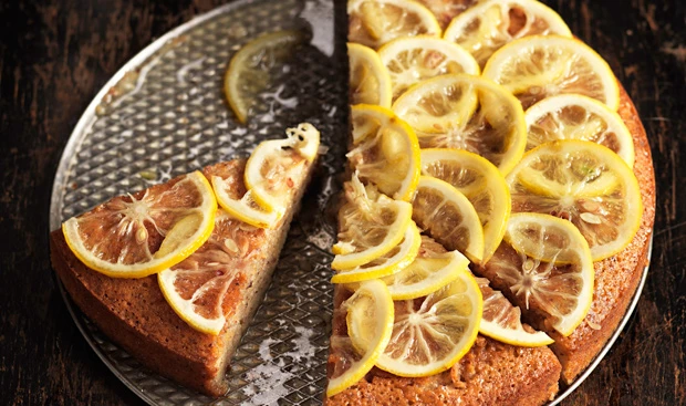 Getunkter Zitronenkuchen