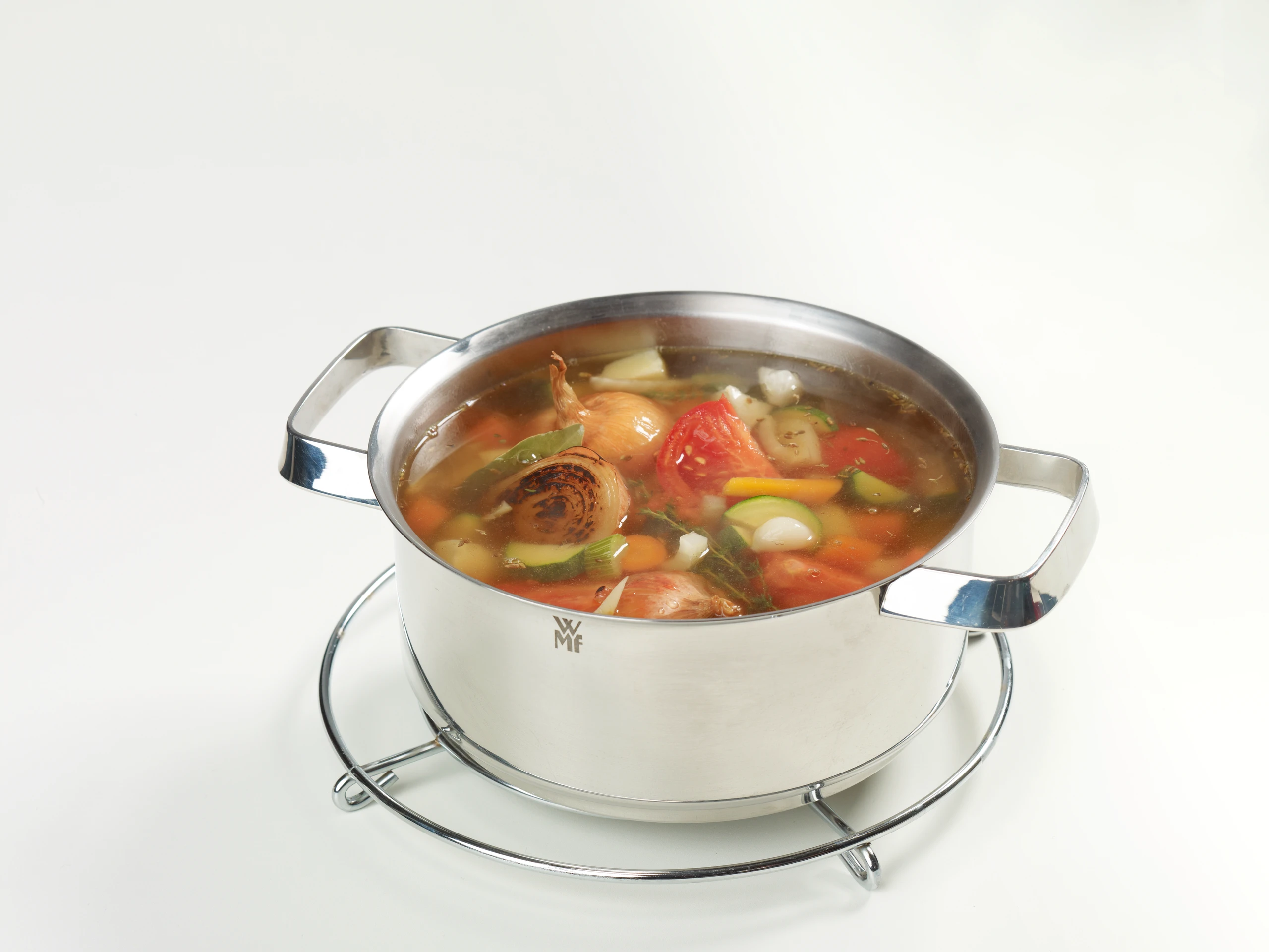 Klare Gemüsesuppe