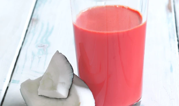 Roter Gemüse-Smoothie