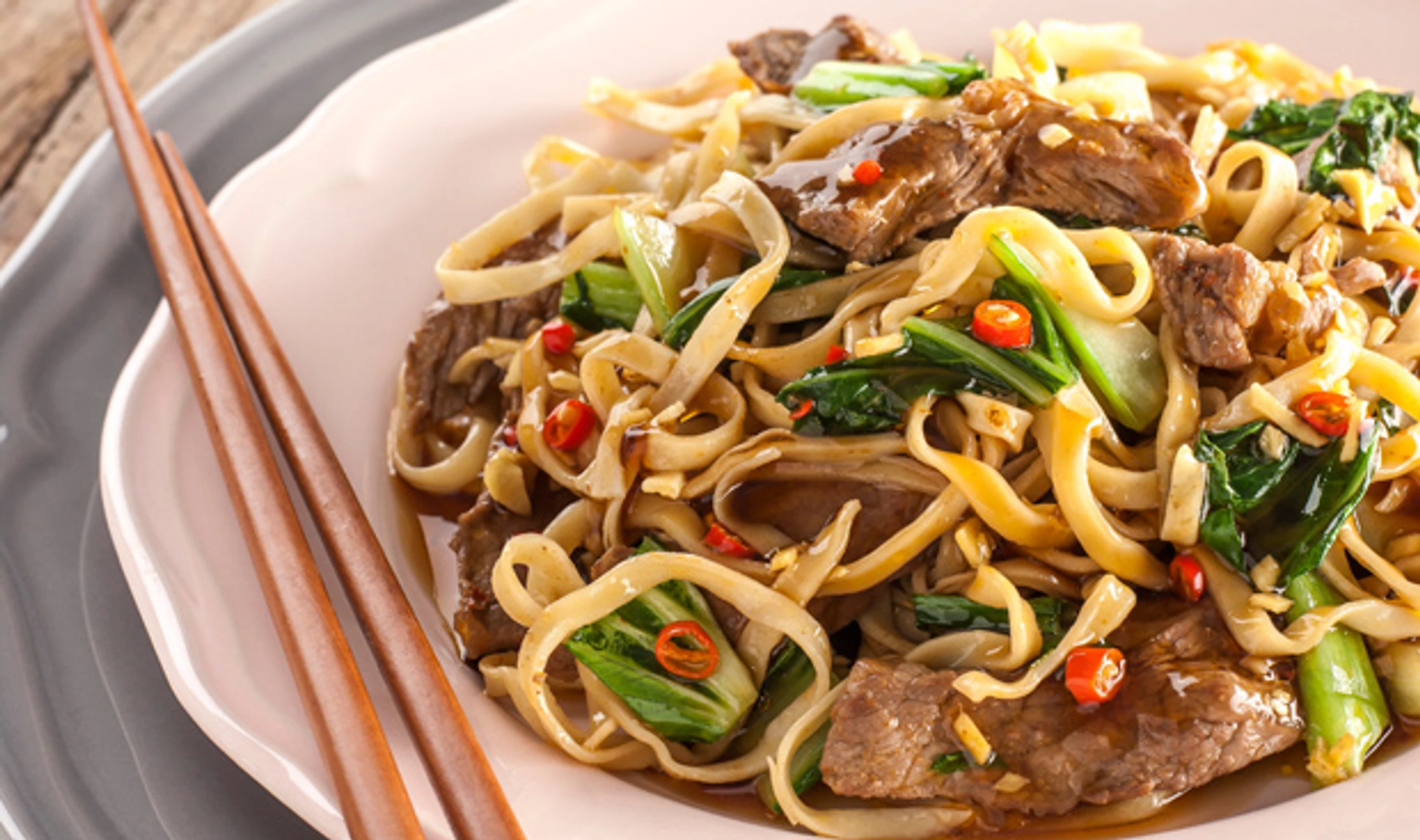 Wokgemüse mit Rindfleisch