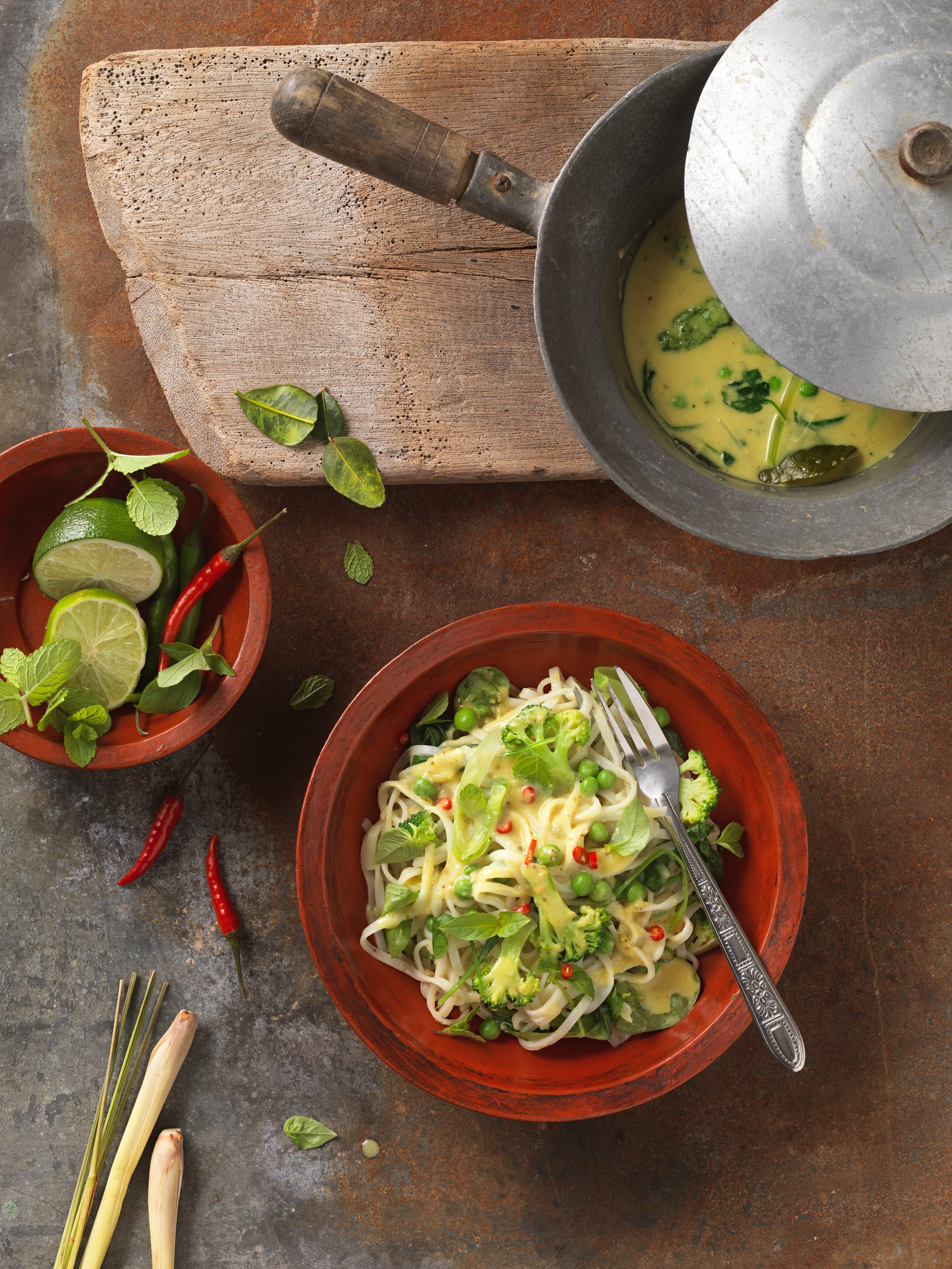 Reisnudeln mit Curry-Kokos-Sauce