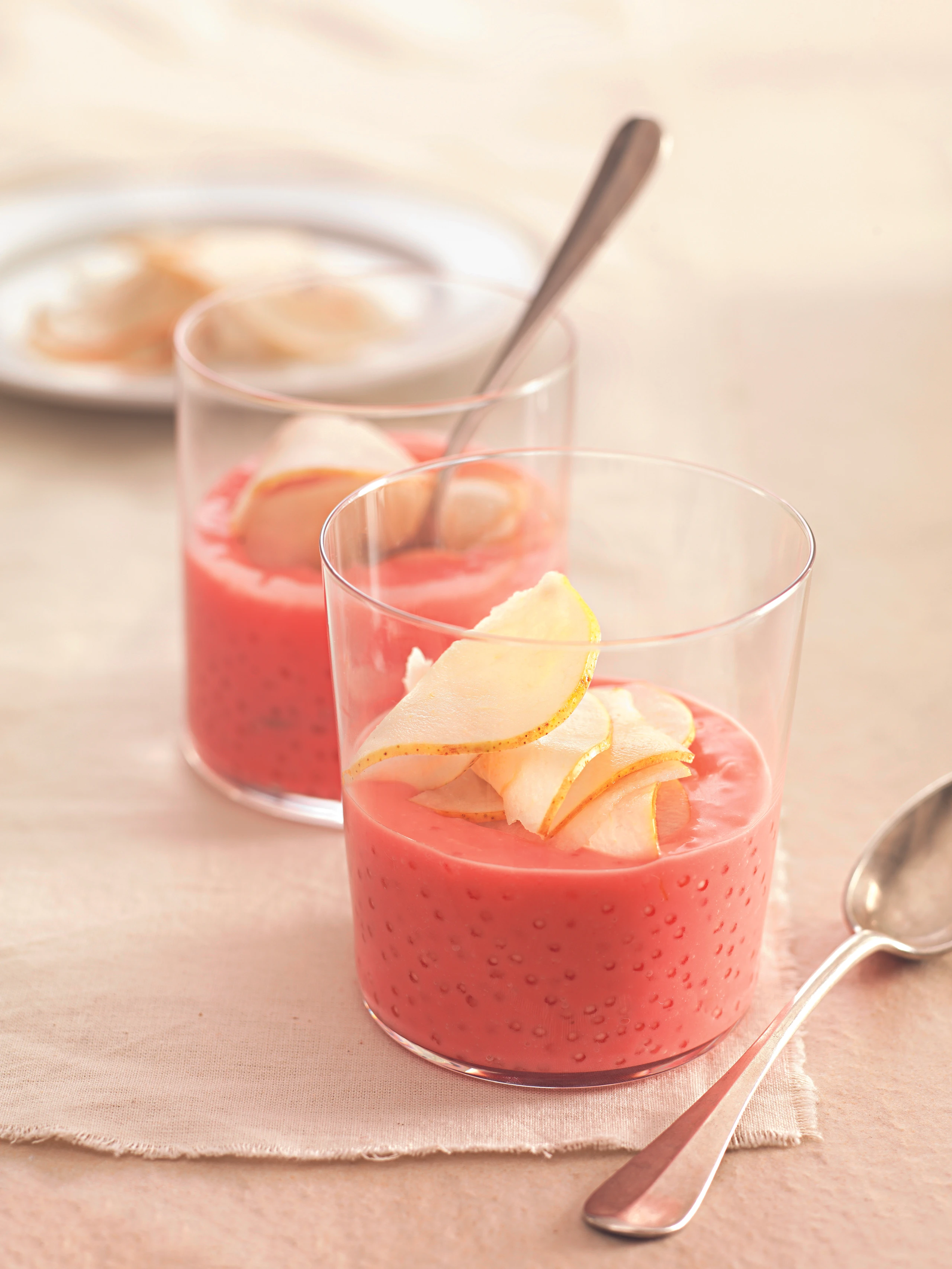 Grenadine-Creme mit Sago
