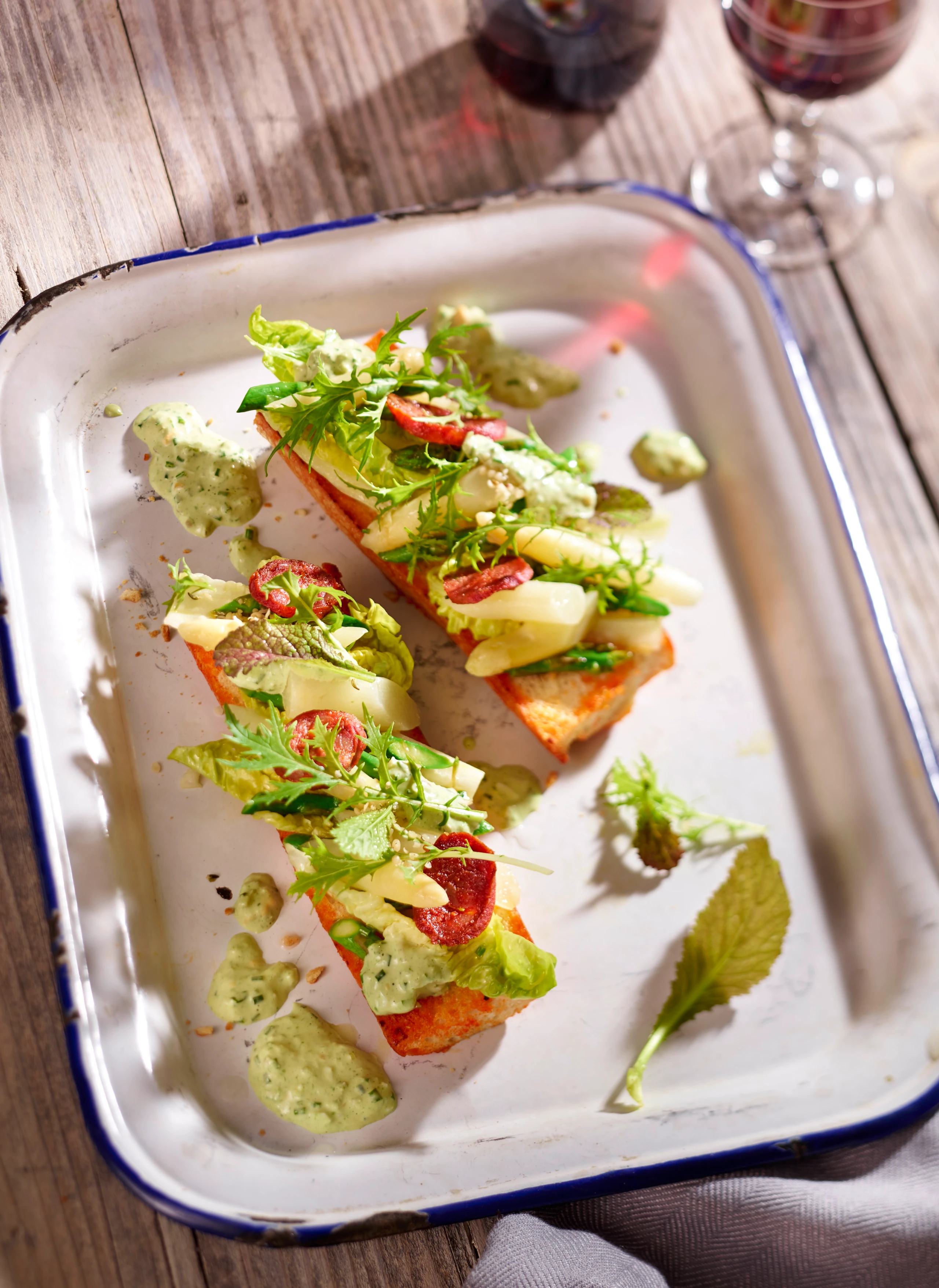 Spargelsalat mit Chorizo