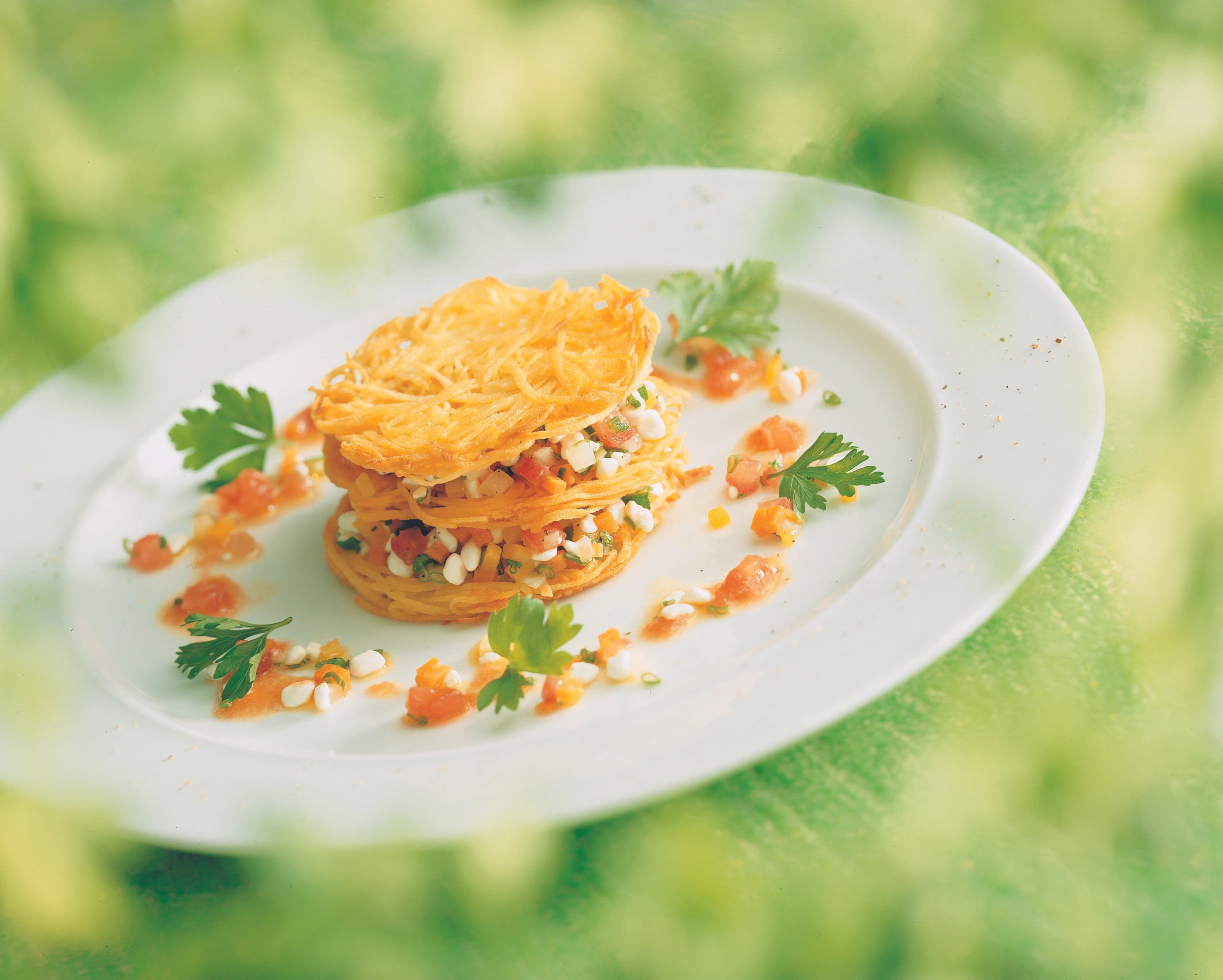 Erdäpfel-Türmchen mit Gemüsefülle