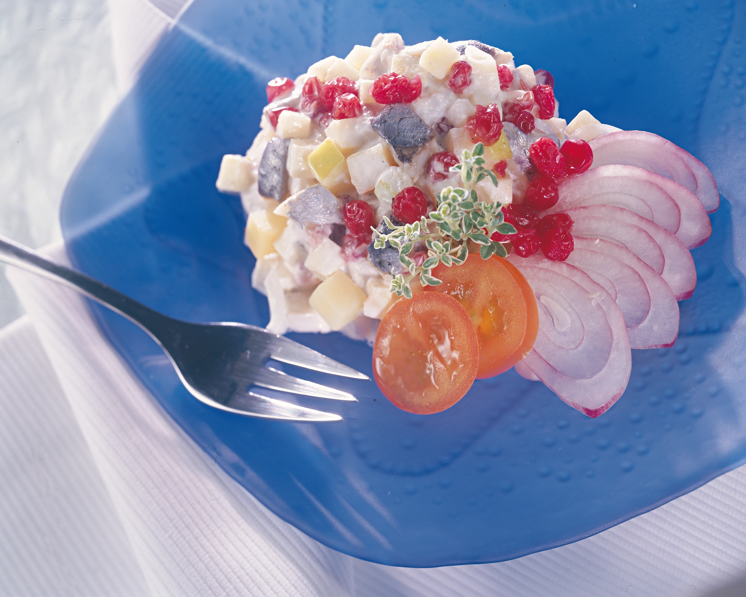 Heringssalat mit Preiselbeeren