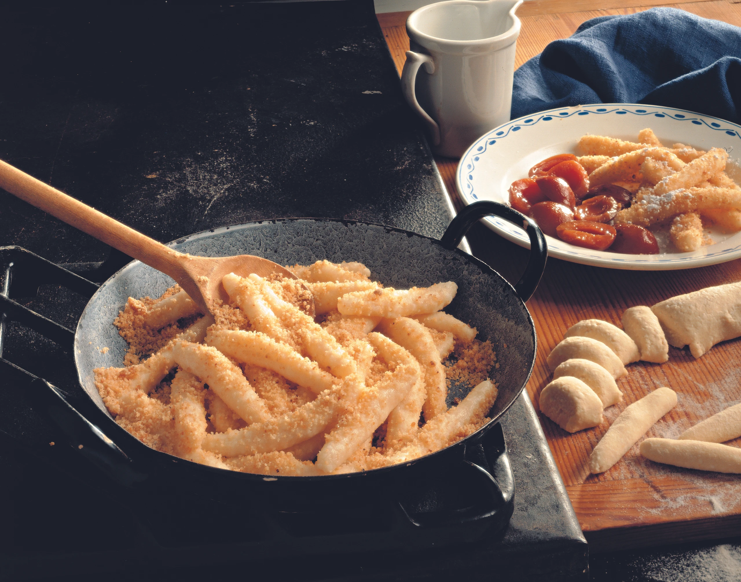 Topfennudeln mit Butterbröseln