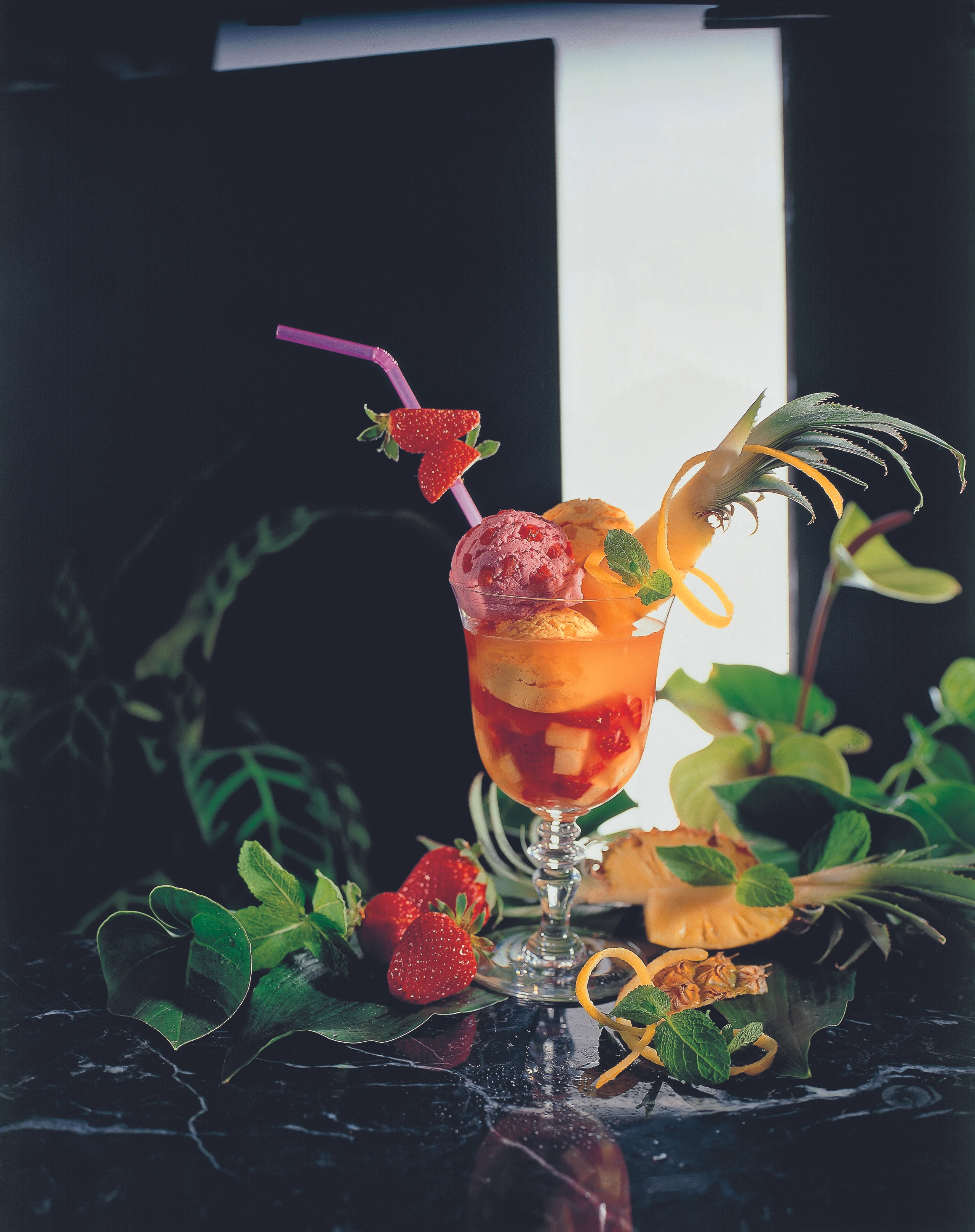 Ananascocktail mit Erdbeeren