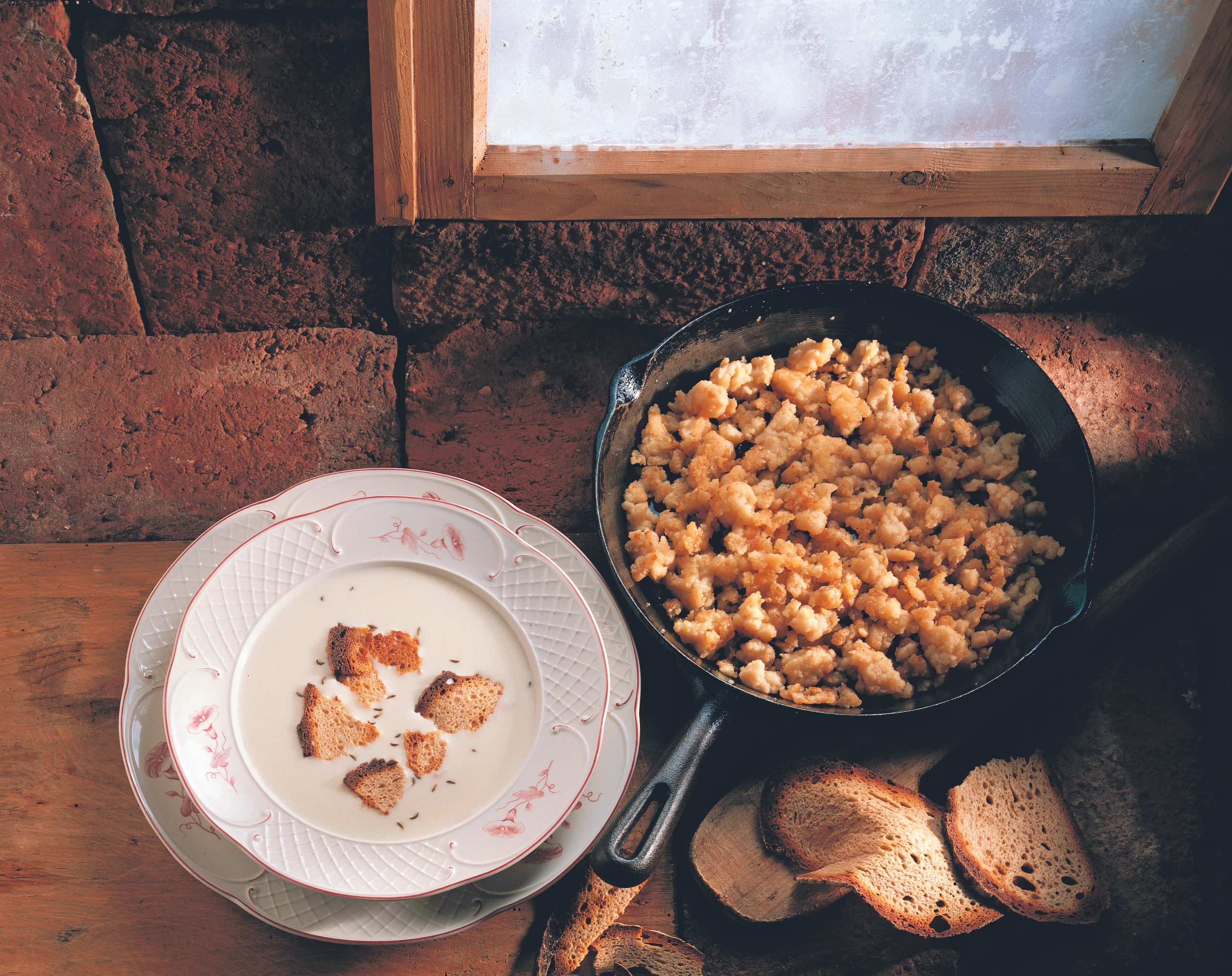 Brennsterz mit saurer Rahmsuppe