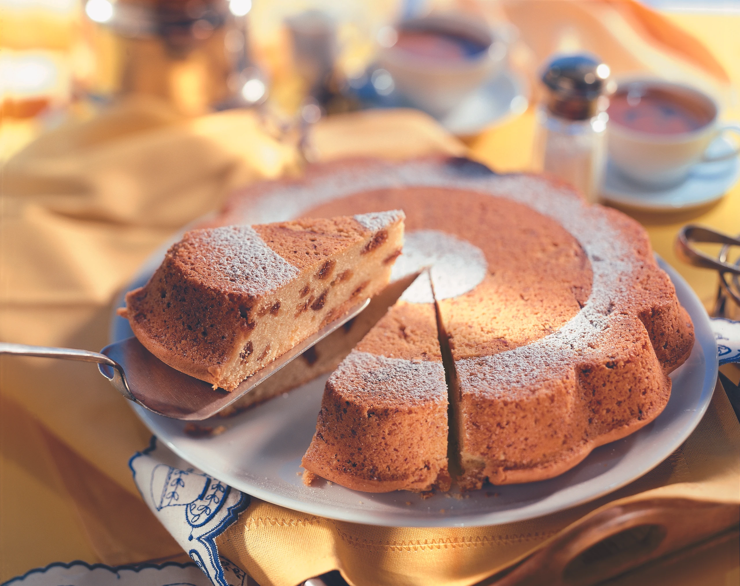 Dattel-Feigenkuchen