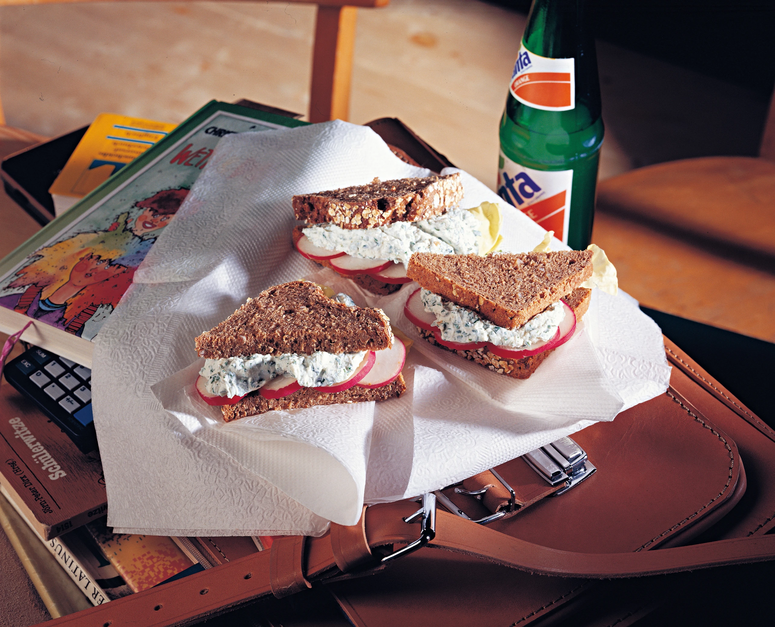 Vollkornbrot mit Kräutergervais