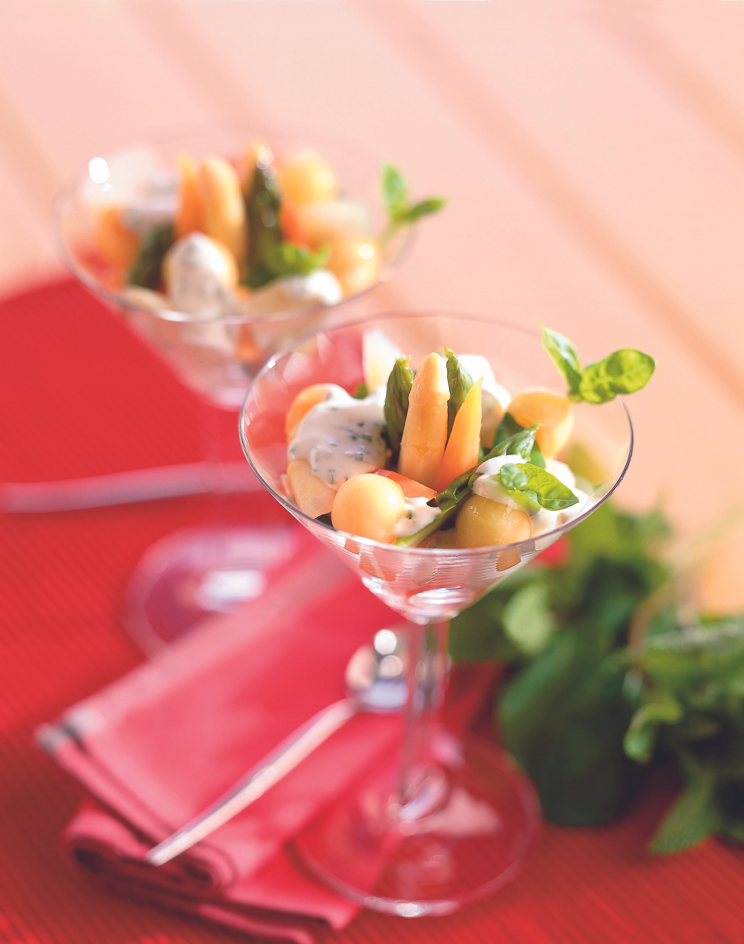 Spargel-Cocktail mit Melone