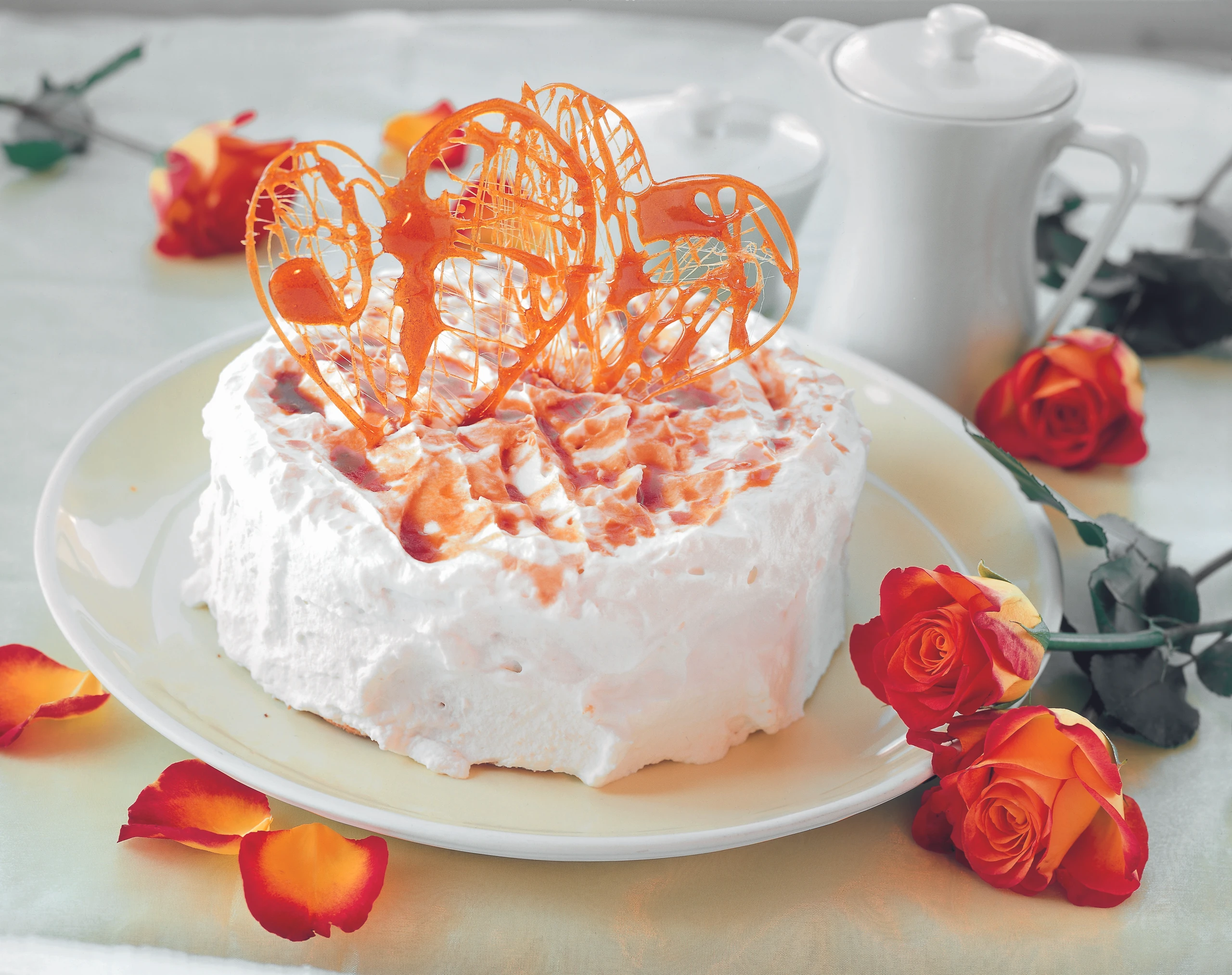 Muttertagstorte mit Karamellsauce