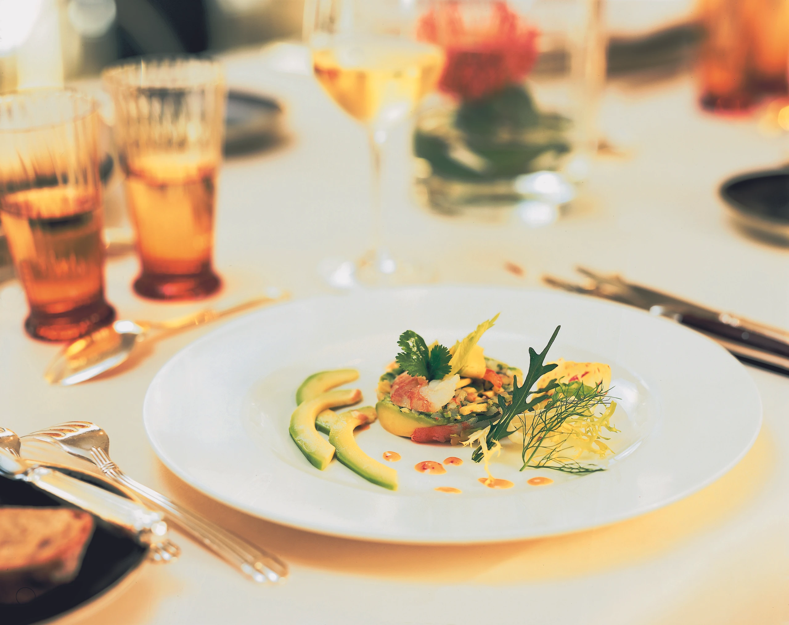 Tatar von Garnelen und Avocados