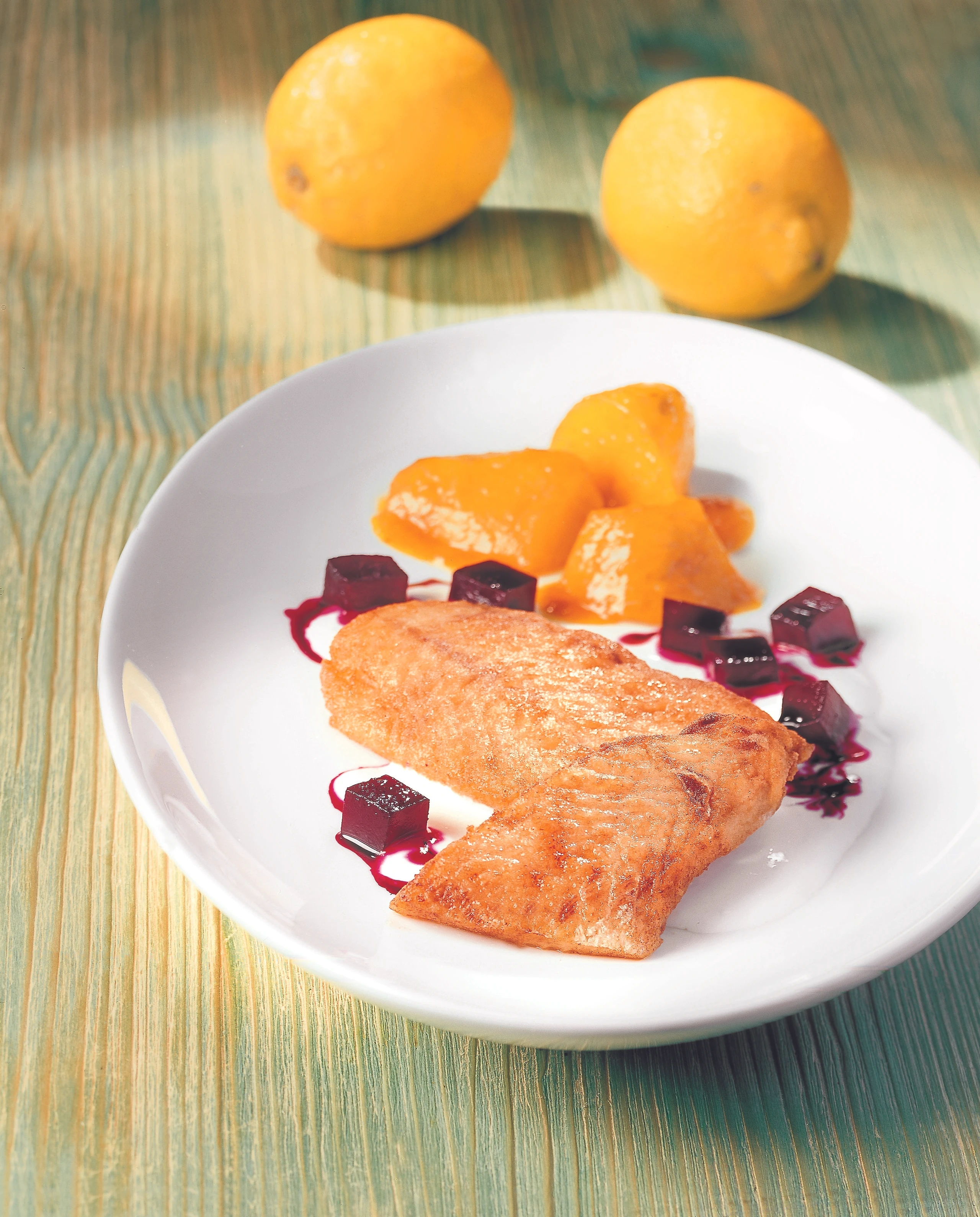 Barschfilet auf Kefir mit Safran-Topinambur